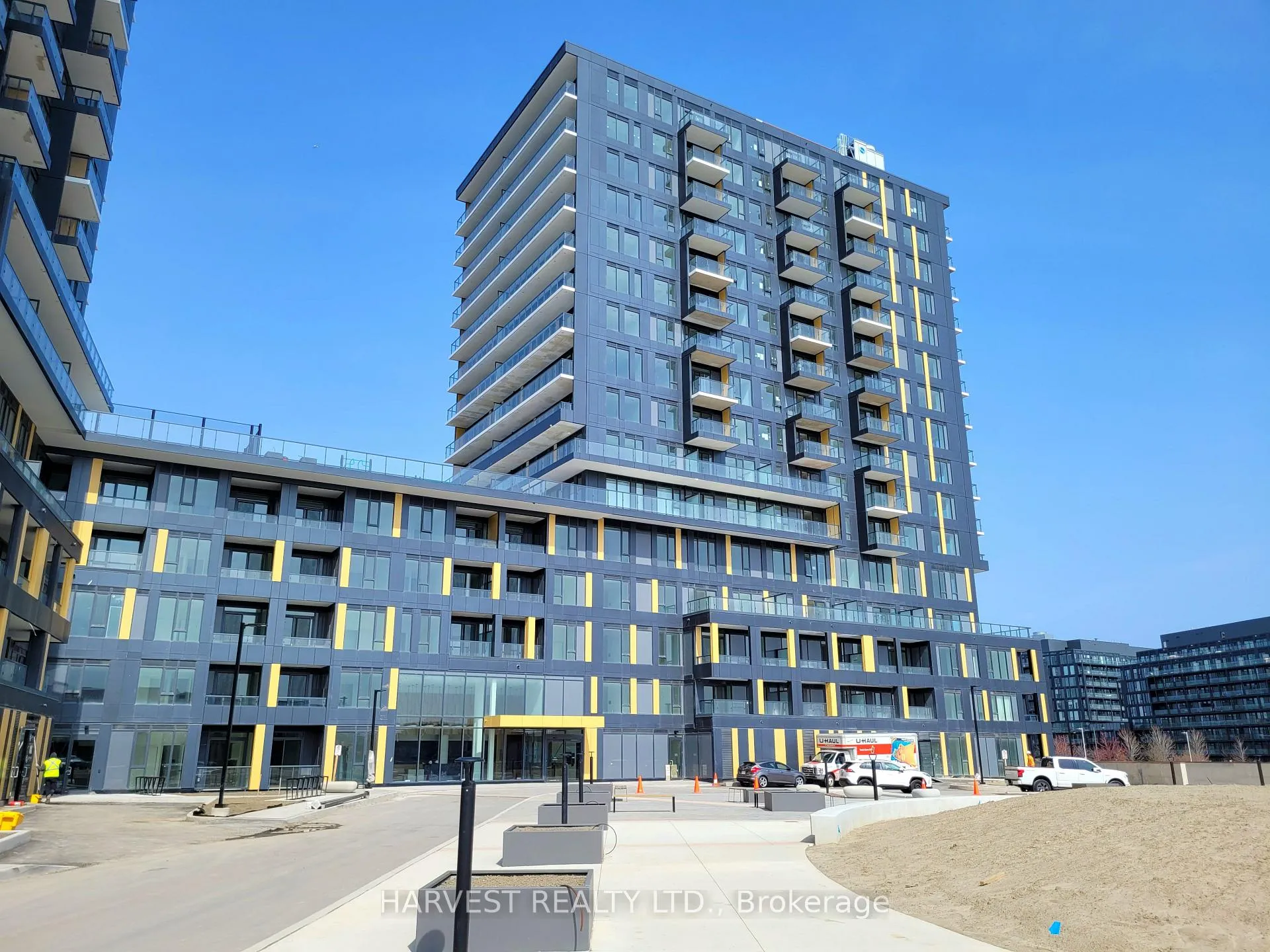 Photo 2 of Unit C1006, 4878 Powers Common, Burlington, Alton — HOMEH