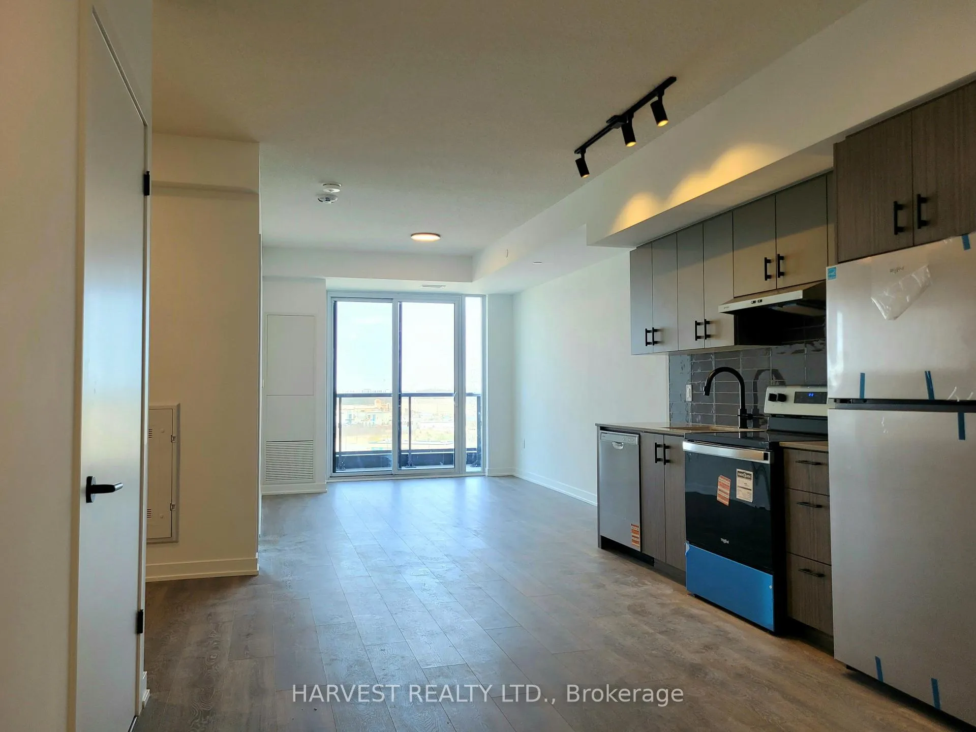 Photo 7 of Unit C1006, 4878 Powers Common, Burlington, Alton — HOMEH
