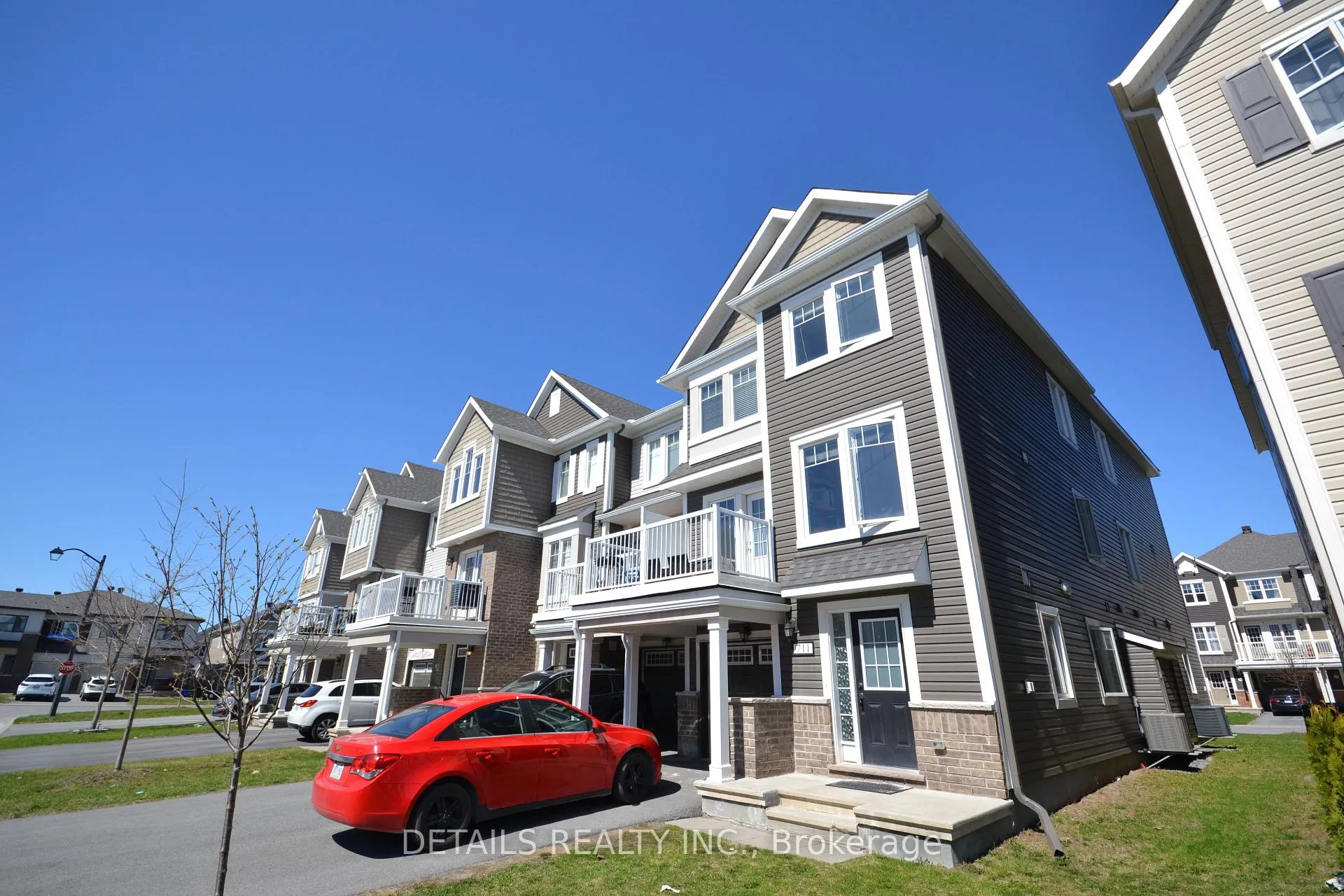 Photo 1 of 711 Juneberry Lane, Ottawa, Kanata - Emerald Meadows/Trailwest — HOMEH