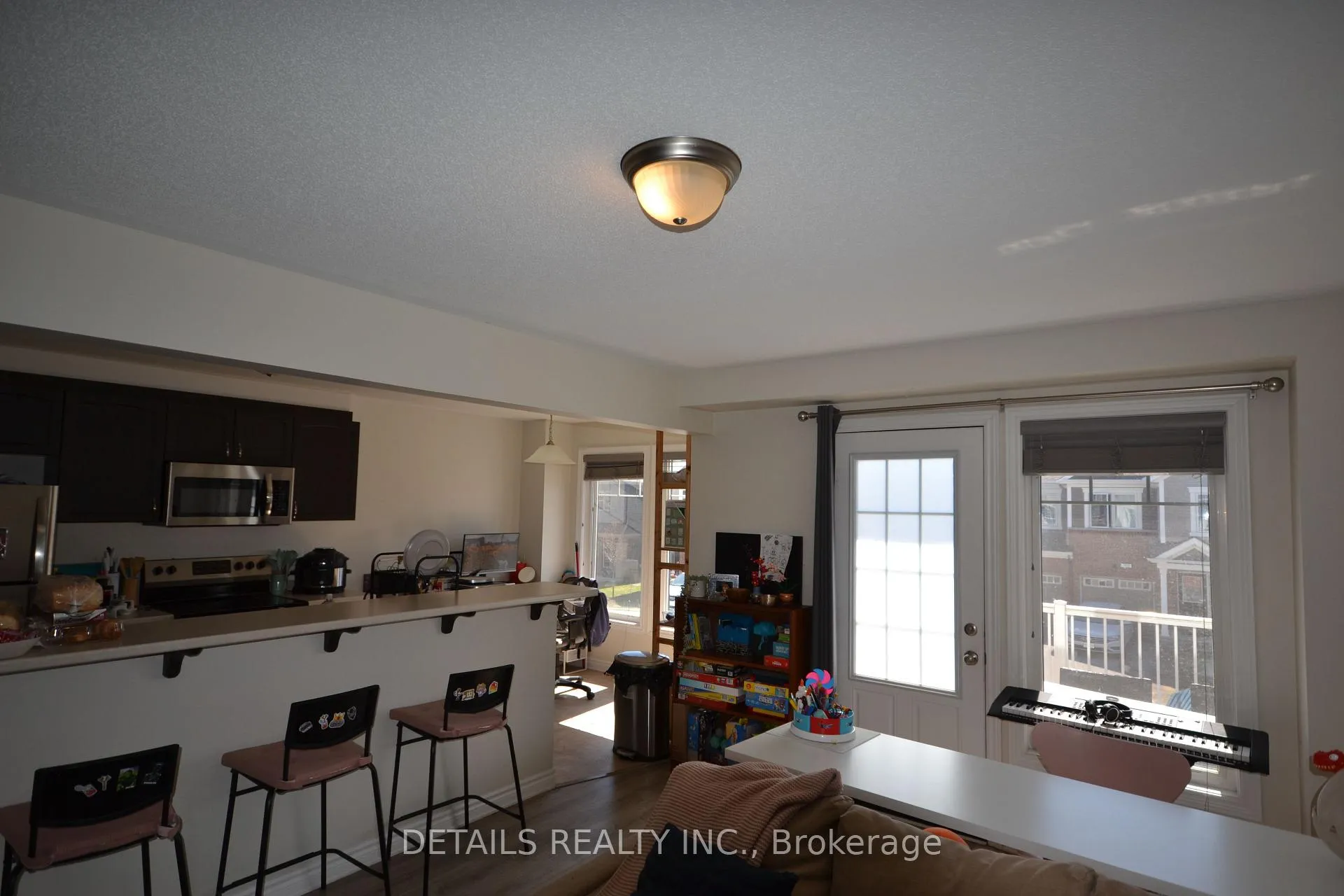 Photo 7 of 711 Juneberry Lane, Ottawa, Kanata - Emerald Meadows/Trailwest — HOMEH