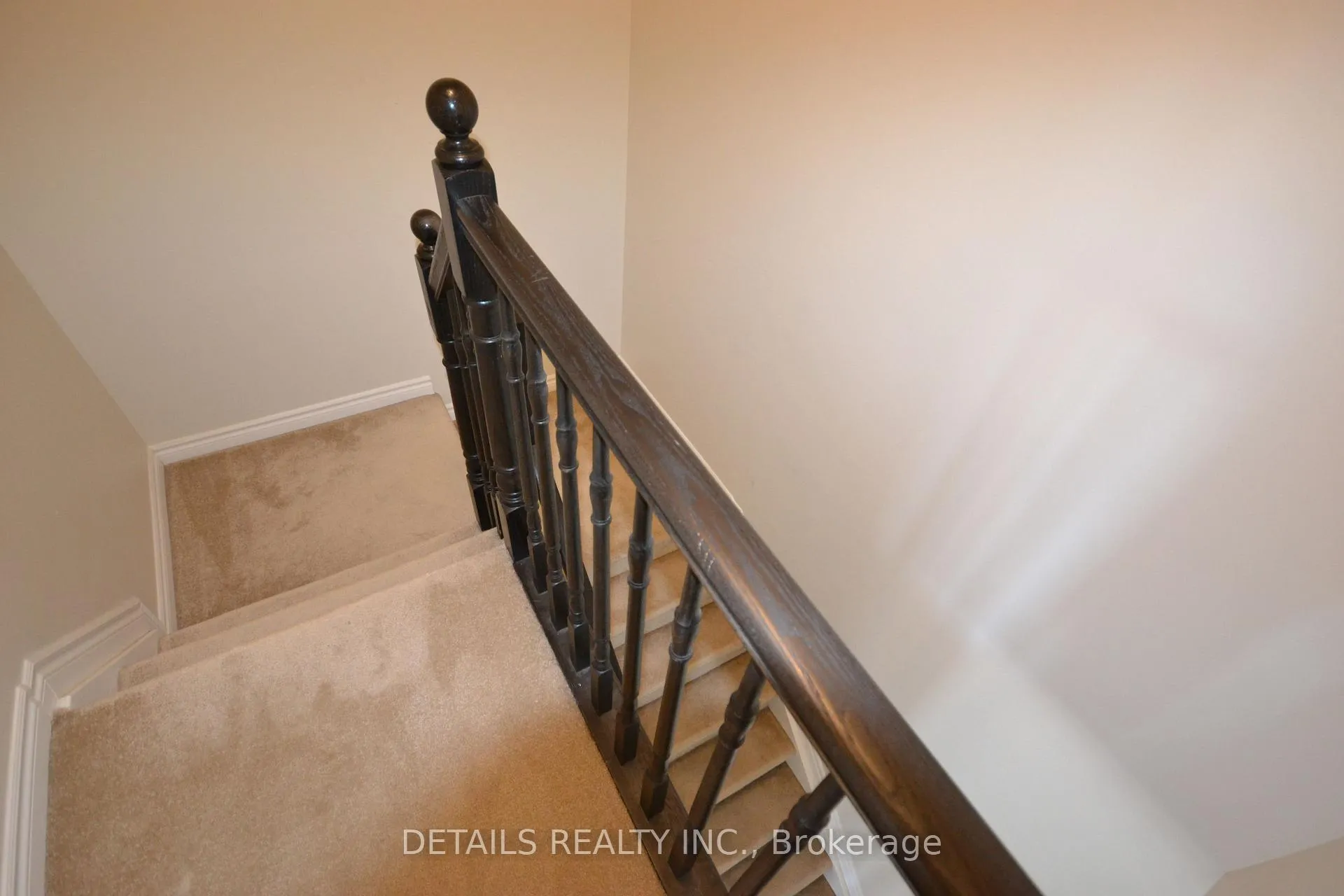 Photo 11 of 711 Juneberry Lane, Ottawa, Kanata - Emerald Meadows/Trailwest — HOMEH