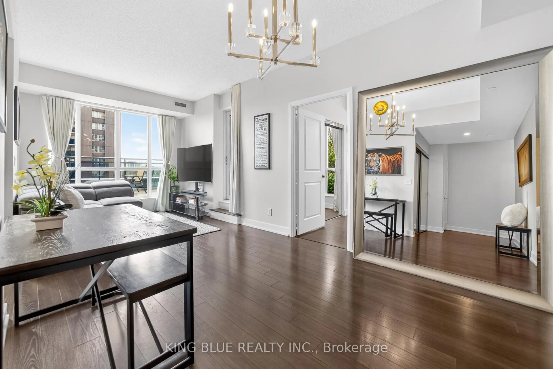 Photo 10 of Unit 310, 6 Eva Road, Etobicoke, Etobicoke West Mall — HOMEH