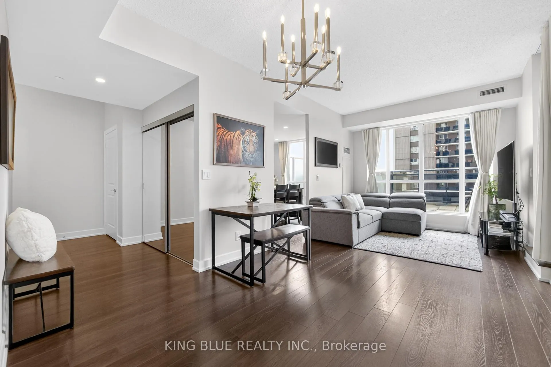 Photo 12 of Unit 310, 6 Eva Road, Etobicoke, Etobicoke West Mall — HOMEH