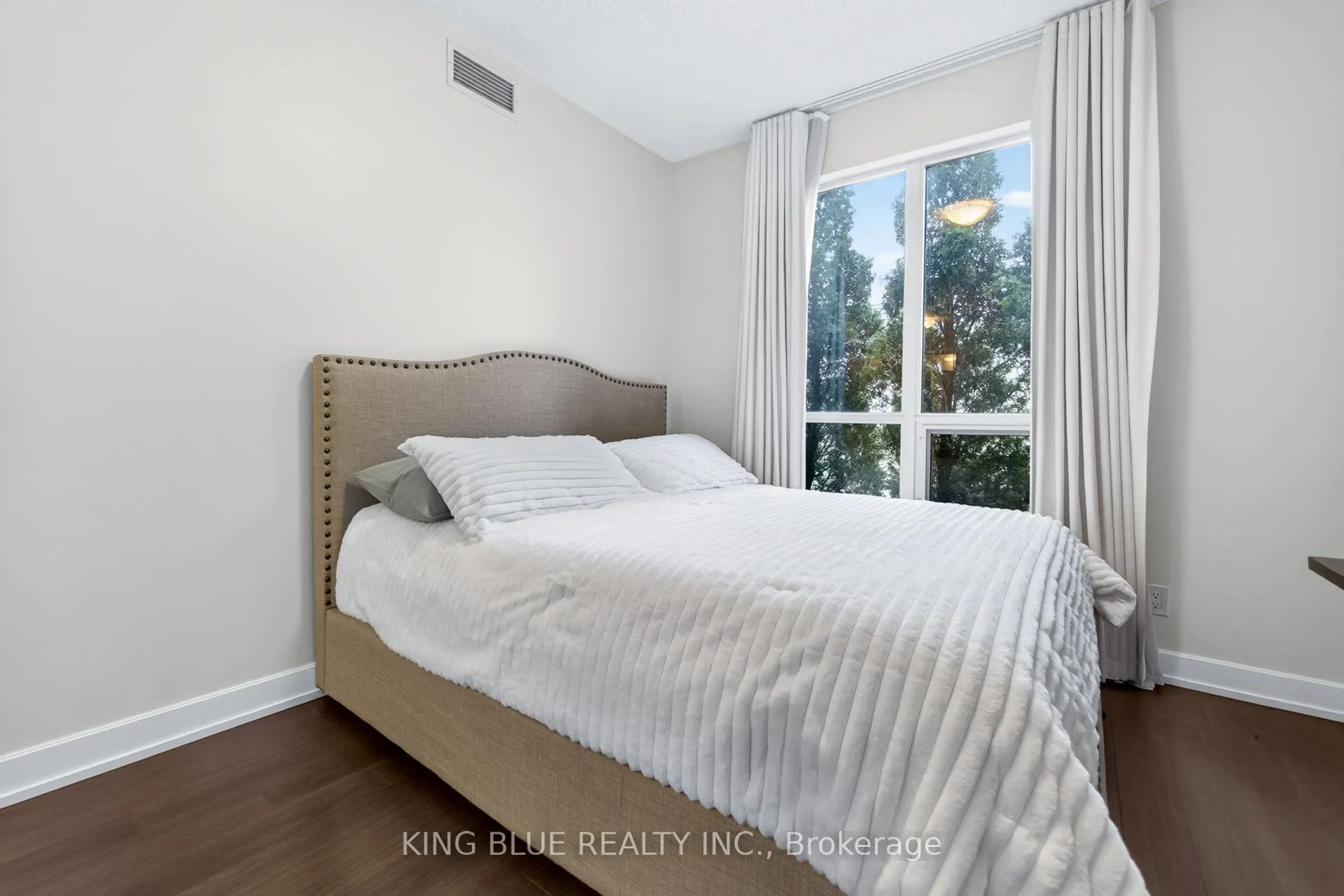 Photo 25 of Unit 310, 6 Eva Road, Etobicoke, Etobicoke West Mall — HOMEH