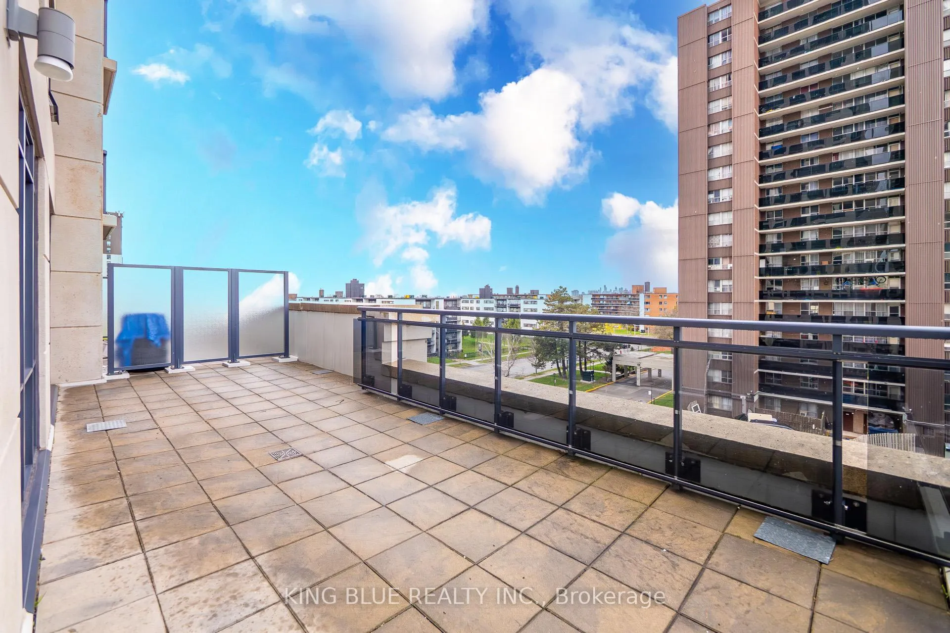 Photo 32 of Unit 310, 6 Eva Road, Etobicoke, Etobicoke West Mall — HOMEH