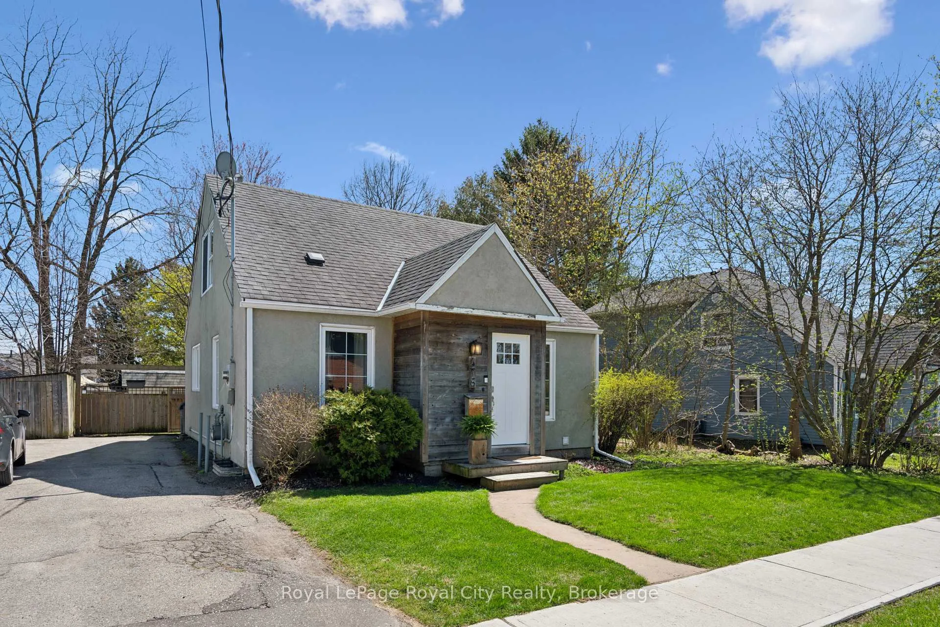 Photo 1 of 476 Paisley Road, Guelph, Junction/Onward Willow — HOMEH