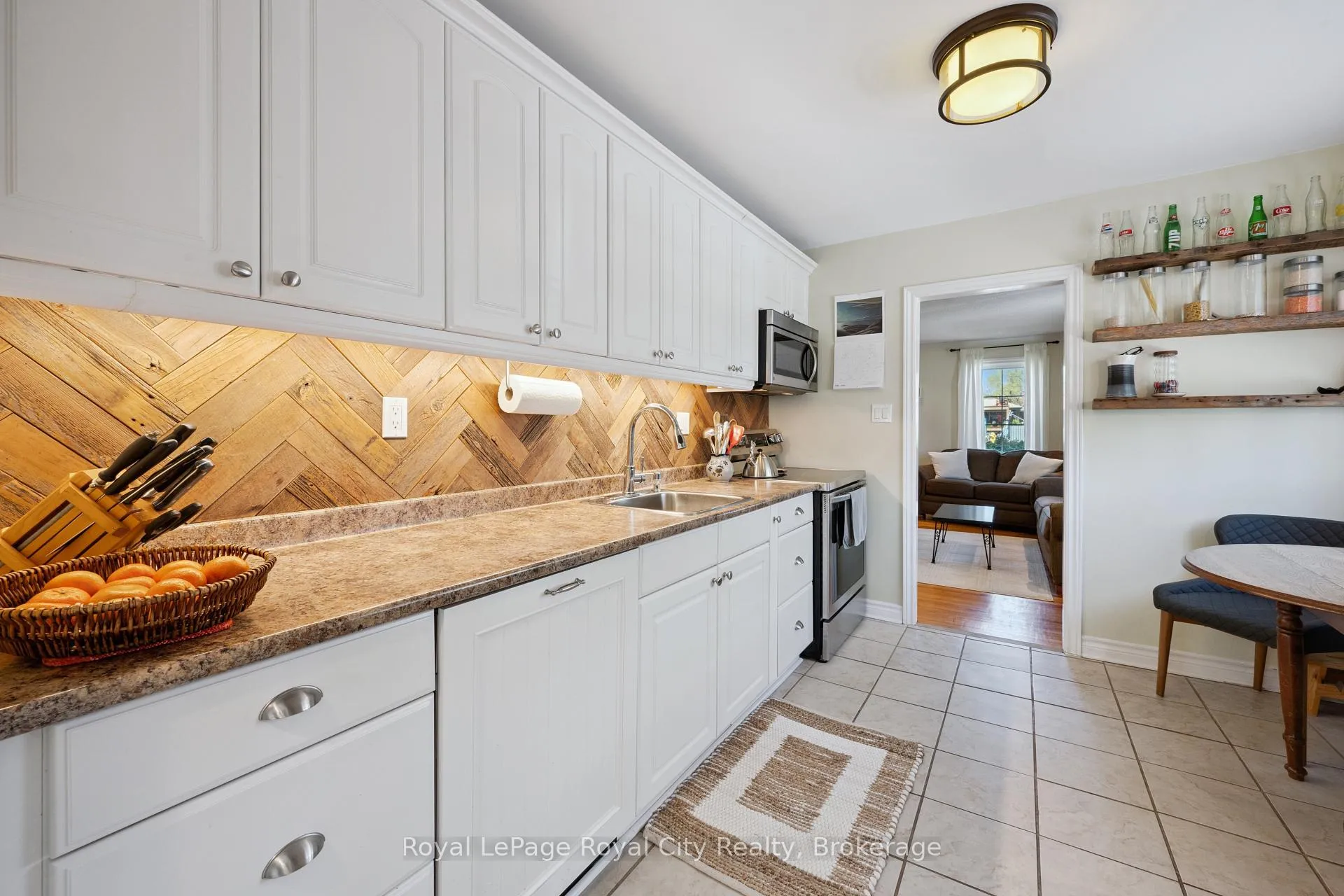 Photo 9 of 476 Paisley Road, Guelph, Junction/Onward Willow — HOMEH