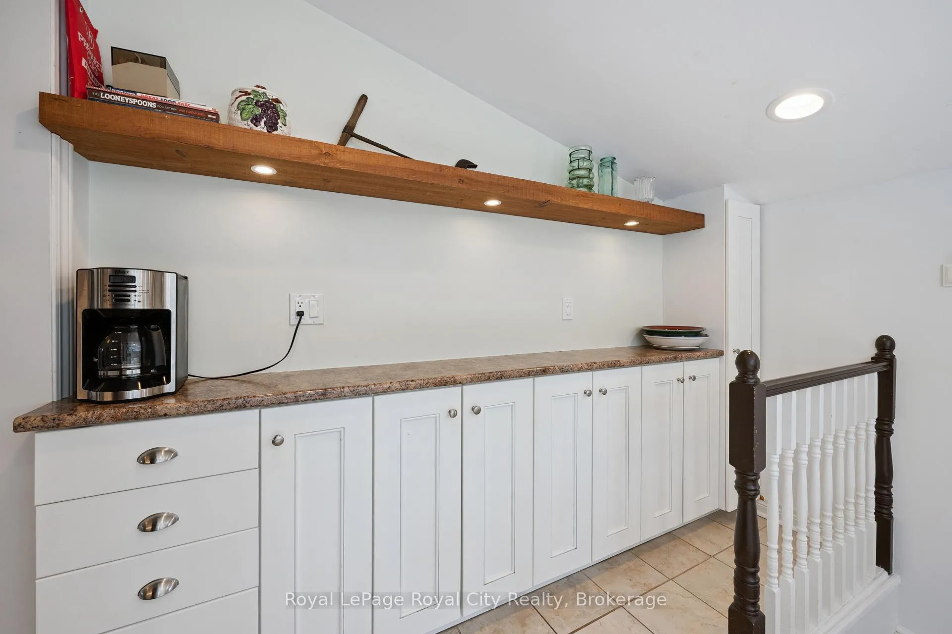 Photo 12 of 476 Paisley Road, Guelph, Junction/Onward Willow — HOMEH