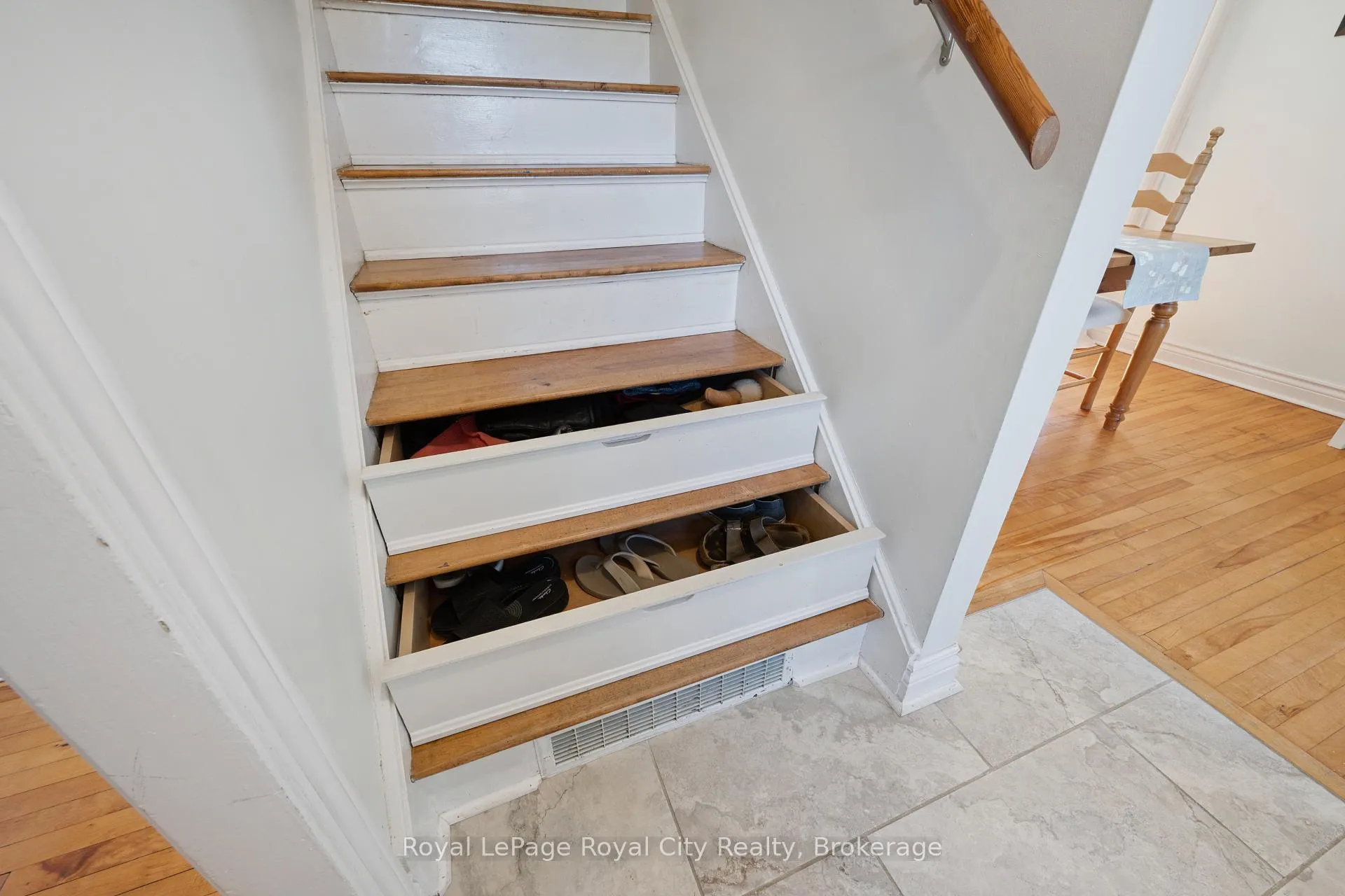Photo 19 of 476 Paisley Road, Guelph, Junction/Onward Willow — HOMEH
