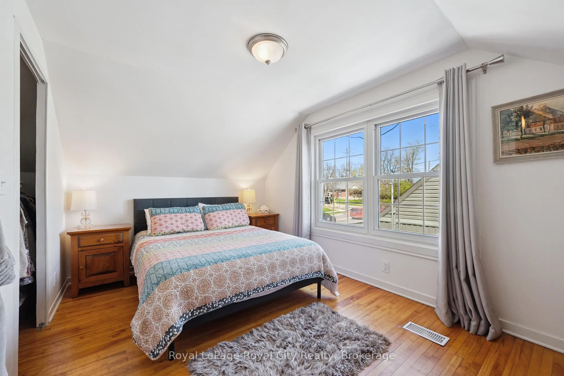 Photo 21 of 476 Paisley Road, Guelph, Junction/Onward Willow — HOMEH