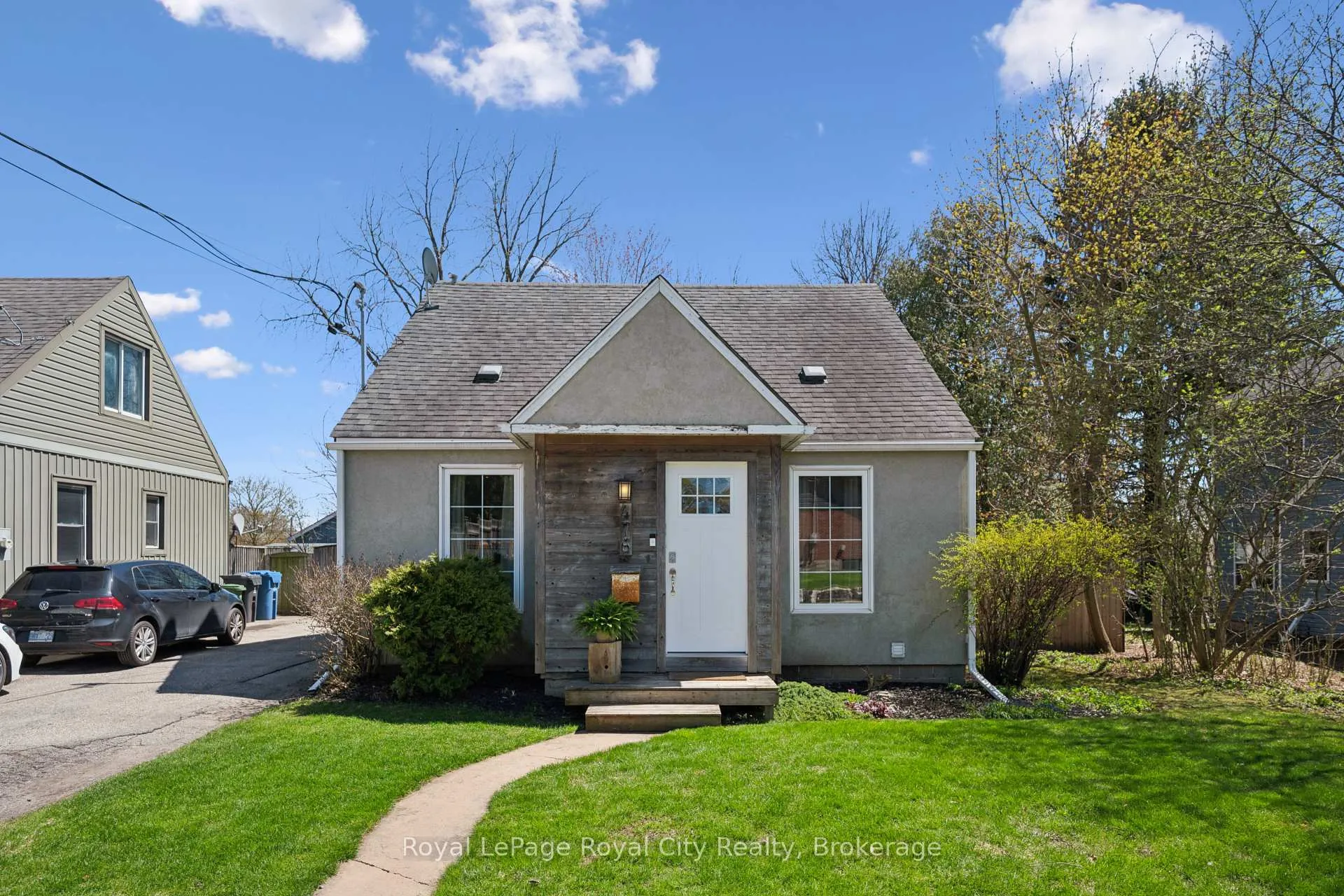 Photo 40 of 476 Paisley Road, Guelph, Junction/Onward Willow — HOMEH