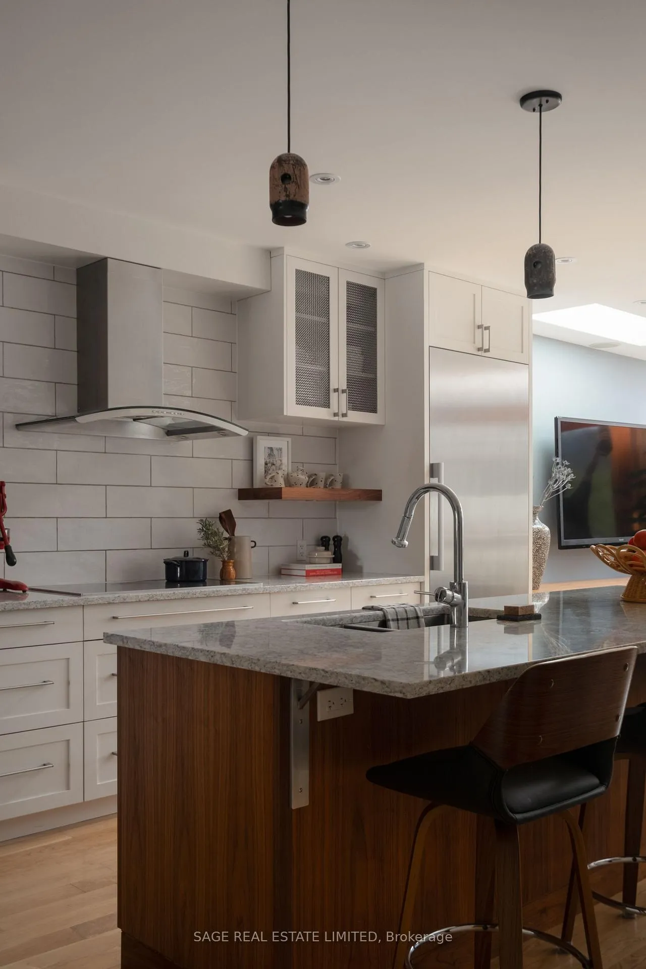 Photo 7 of 127 Browning Avenue, Toronto, Playter Estates-Danforth — HOMEH