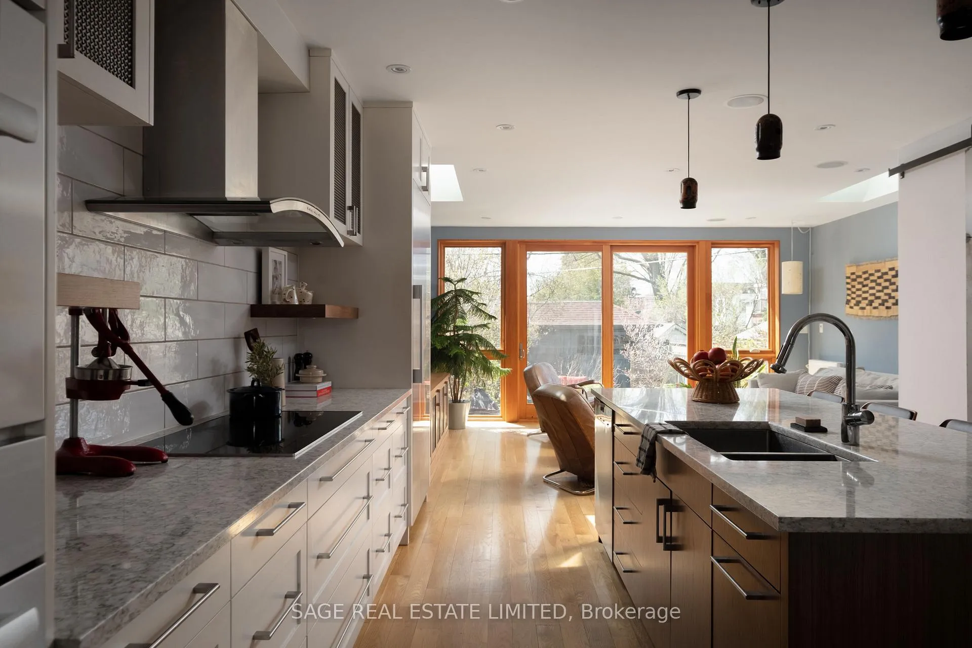 Photo 8 of 127 Browning Avenue, Toronto, Playter Estates-Danforth — HOMEH