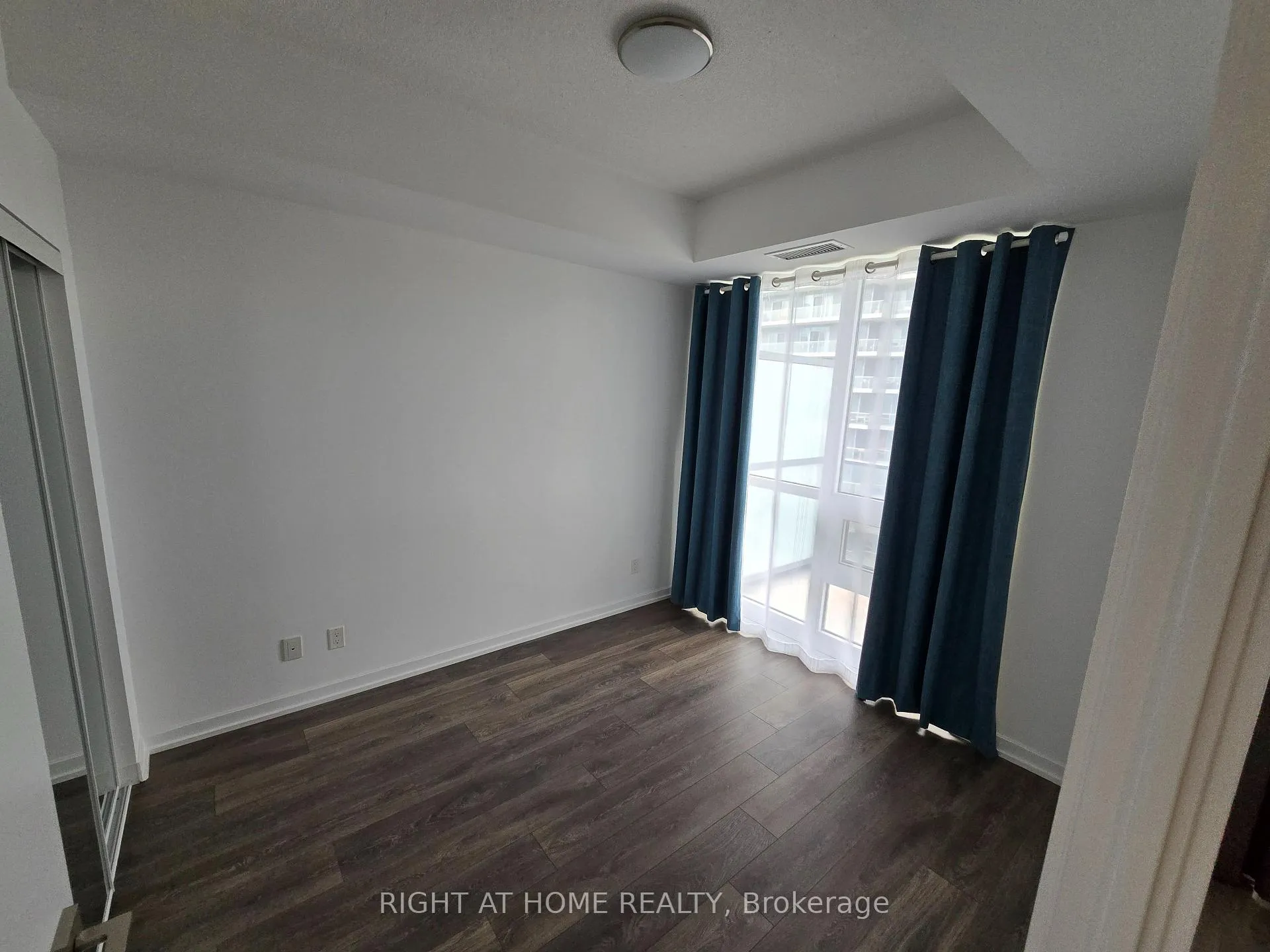 Photo 19 of Unit 1508, 56 Forest Manor Road, North York, Henry Farm — HOMEH