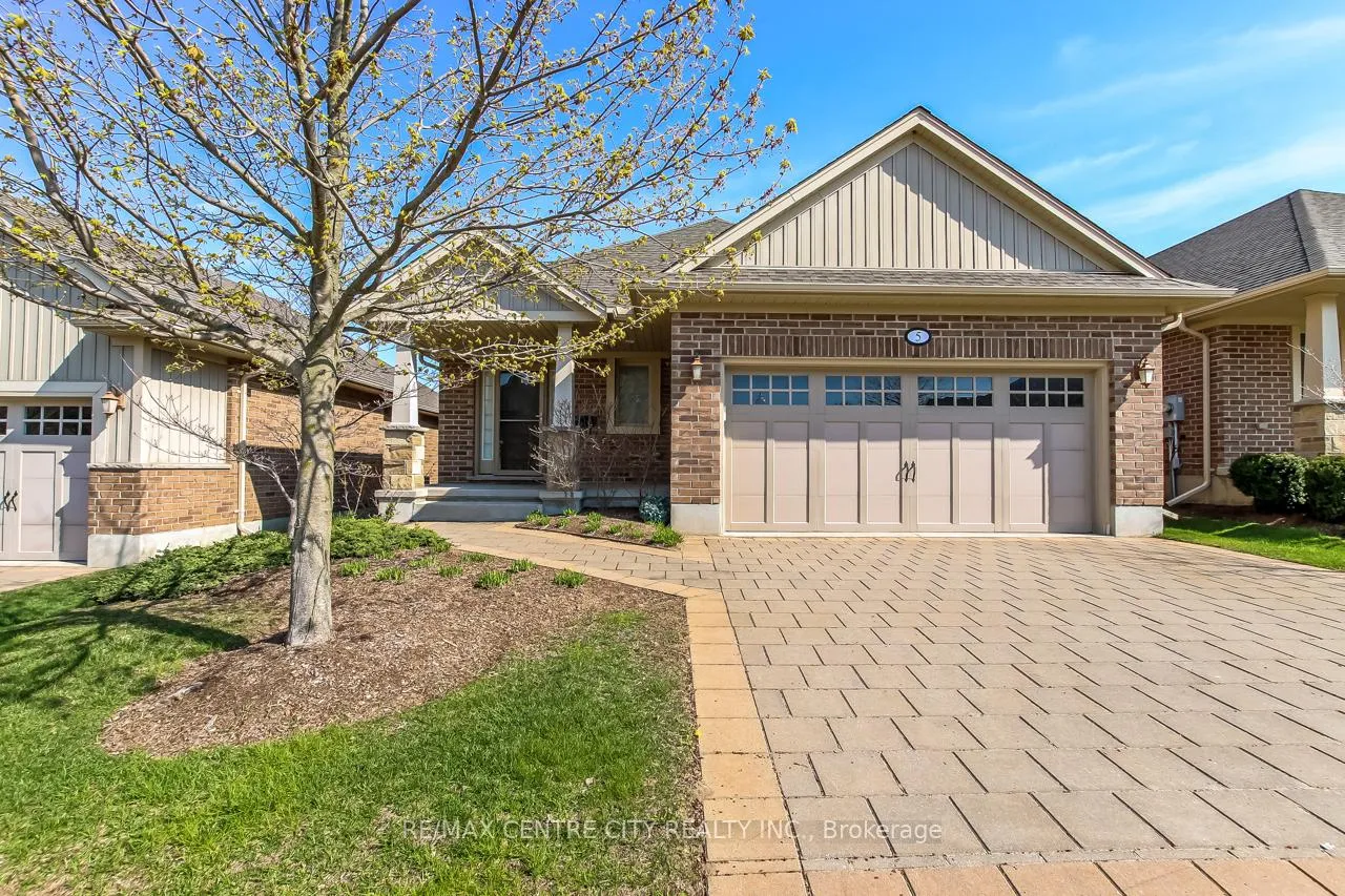 Photo 1 of Unit 5, 120 Southgate Parkway, St. Thomas — HOMEH