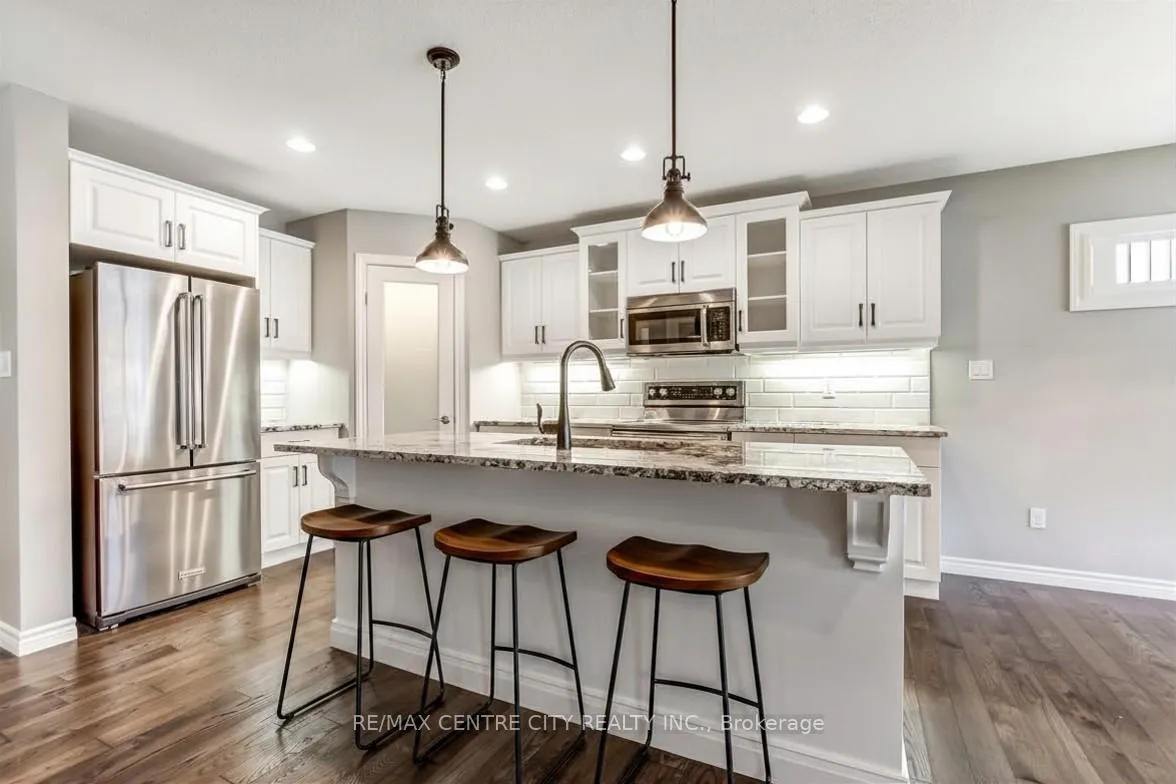 Photo 9 of Unit 5, 120 Southgate Parkway, St. Thomas — HOMEH