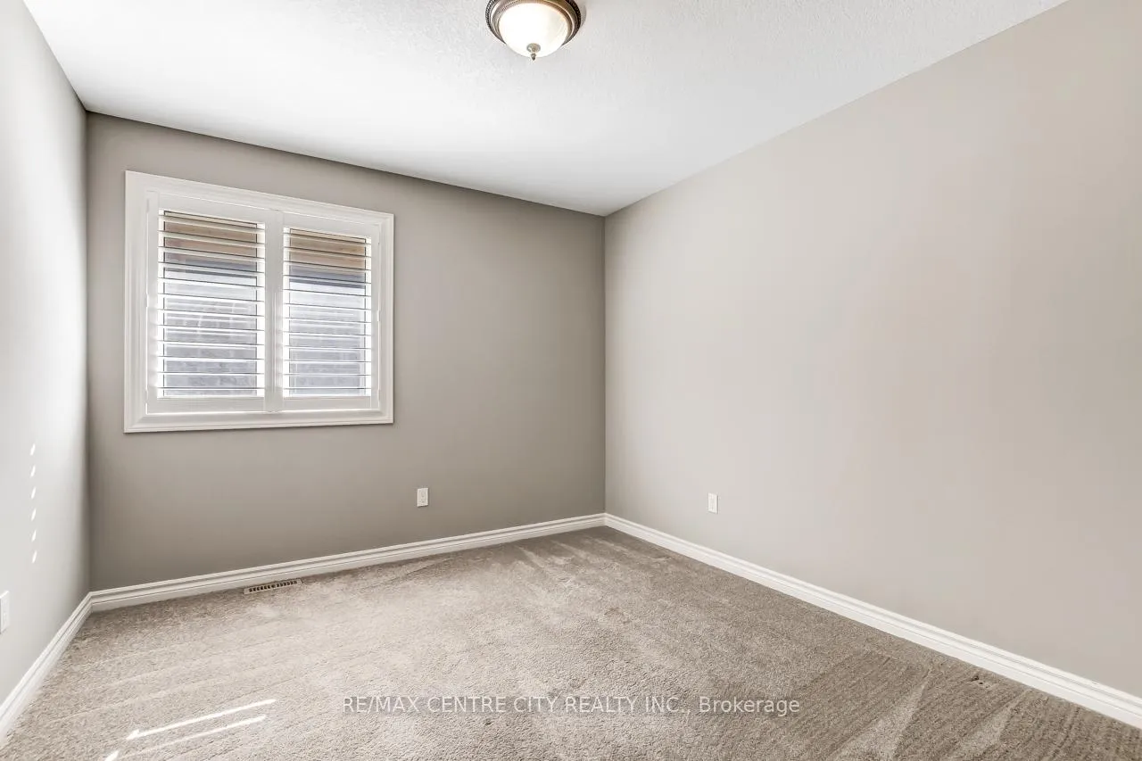 Photo 23 of Unit 5, 120 Southgate Parkway, St. Thomas — HOMEH