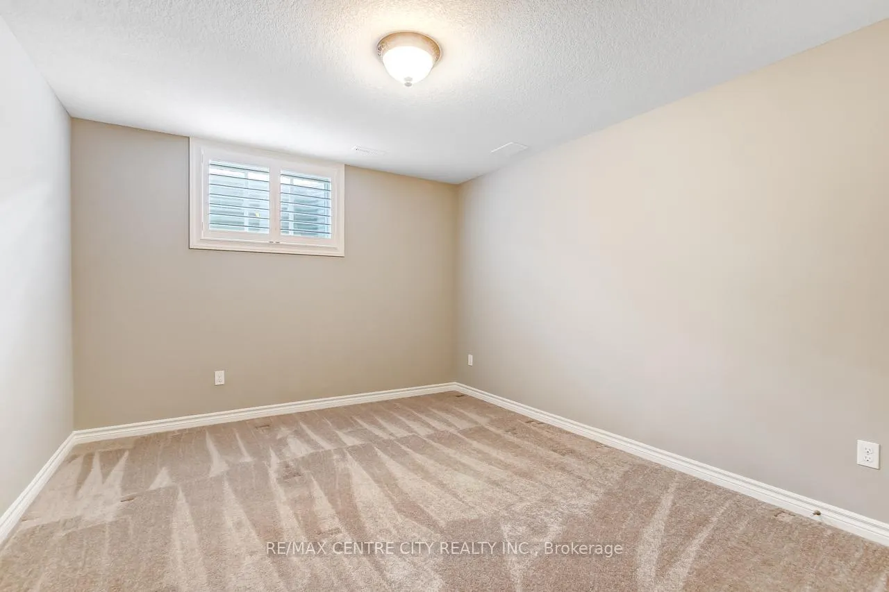Photo 28 of Unit 5, 120 Southgate Parkway, St. Thomas — HOMEH