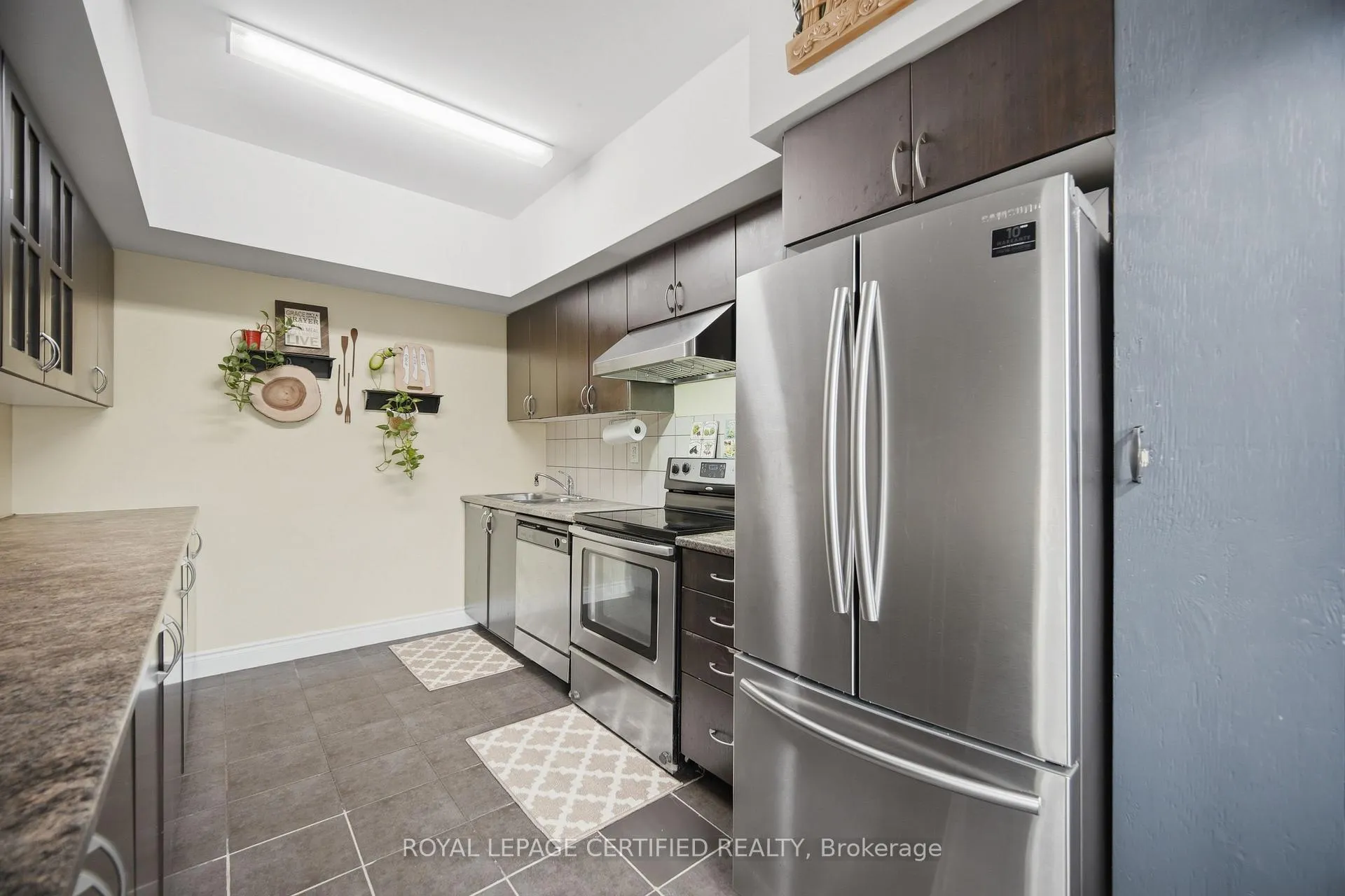 Photo 16 of Unit 101, 25 Richgrove Drive, Etobicoke, Willowridge-Martingrove-Richview — HOMEH