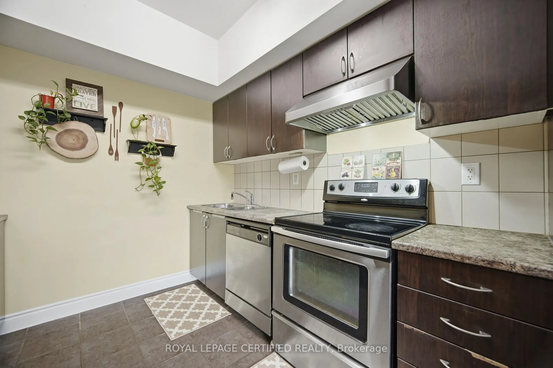 Photo 19 of Unit 101, 25 Richgrove Drive, Etobicoke, Willowridge-Martingrove-Richview — HOMEH