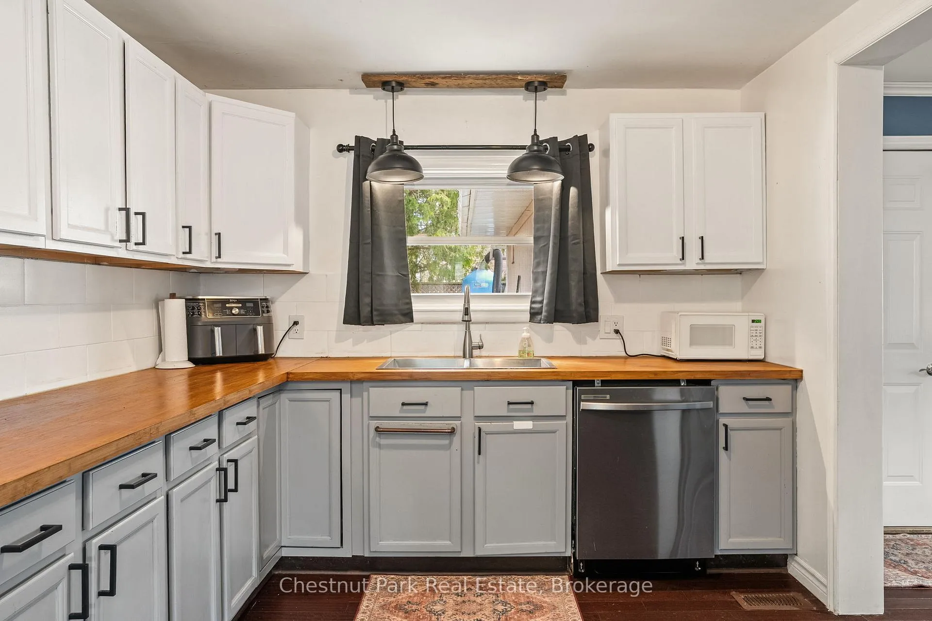 Photo 3 of 62 Riverside Avenue, South River — HOMEH