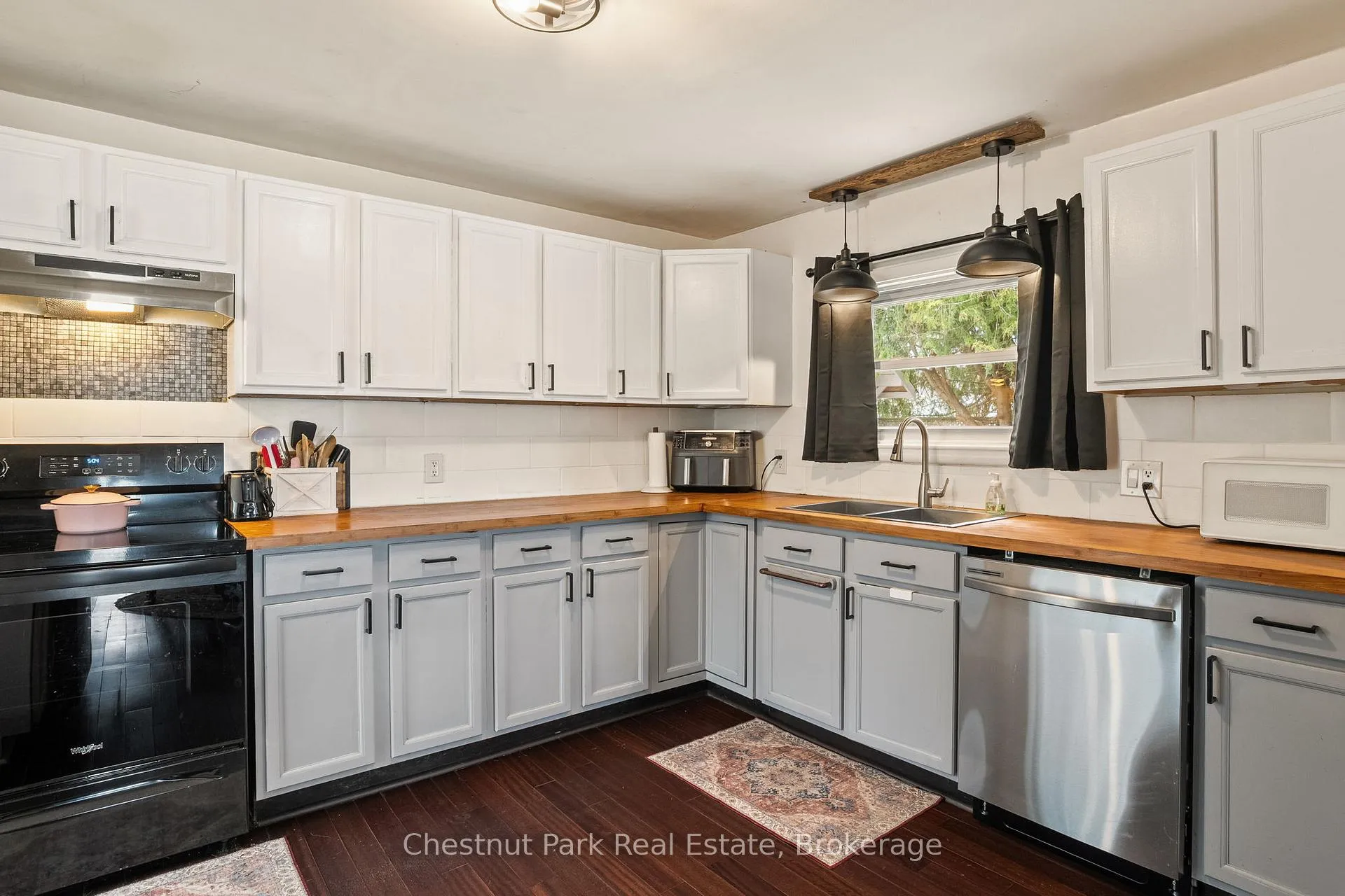Photo 11 of 62 Riverside Avenue, South River — HOMEH