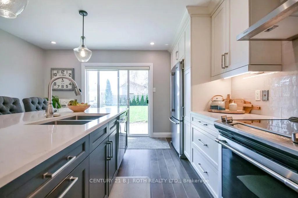 Photo 15 of 84 Truax Crescent, Essa, Angus — HOMEH