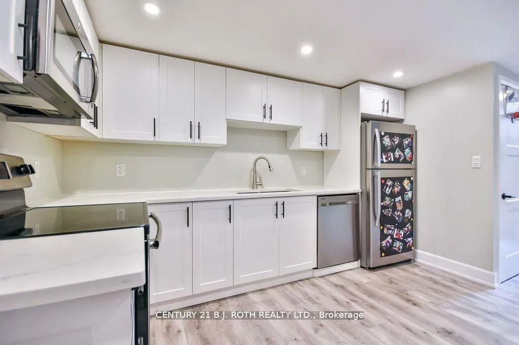 Photo 17 of 108 Nelson Street, Barrie, Codrington — HOMEH