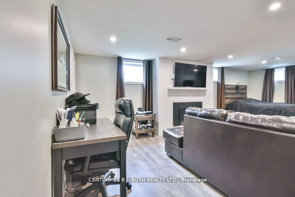 Photo 18 of 108 Nelson Street, Barrie, Codrington — HOMEH