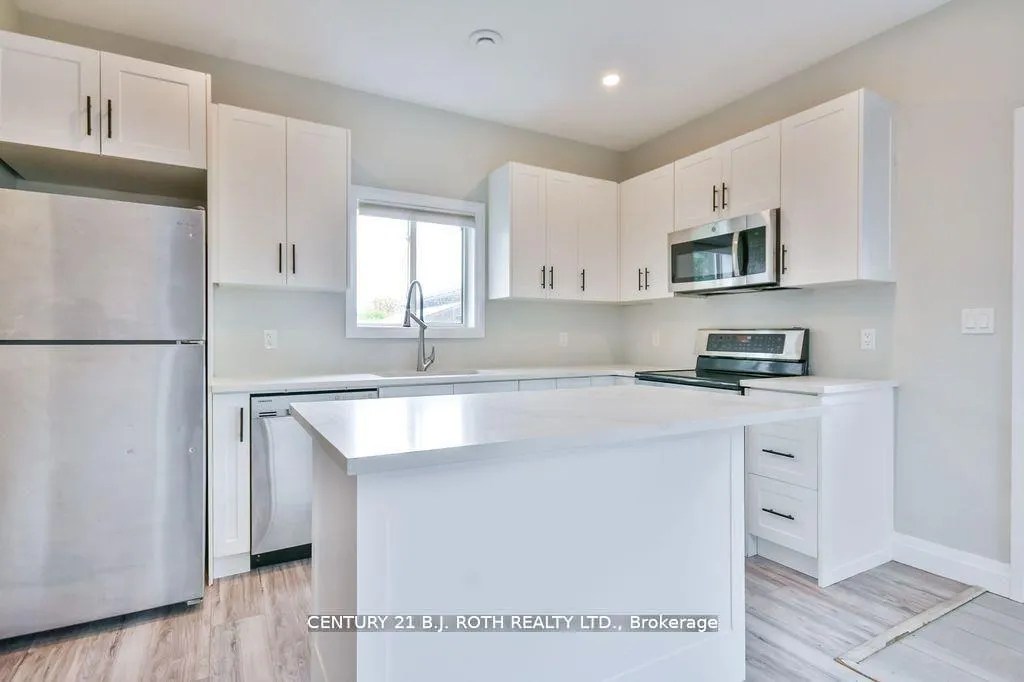 Photo 24 of 108 Nelson Street, Barrie, Codrington — HOMEH