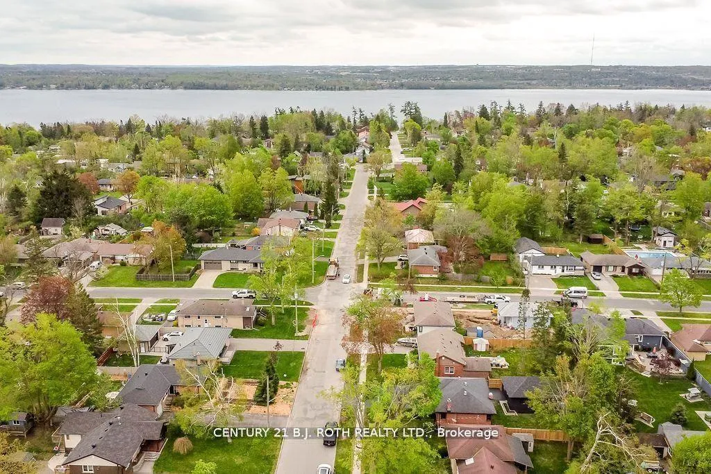 Photo 40 of 108 Nelson Street, Barrie, Codrington — HOMEH