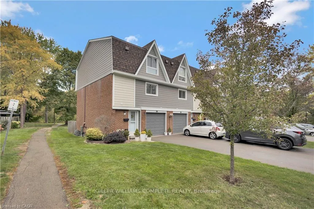 Photo 3 of 90 Ann Street, Hamilton, Dundas — HOMEH