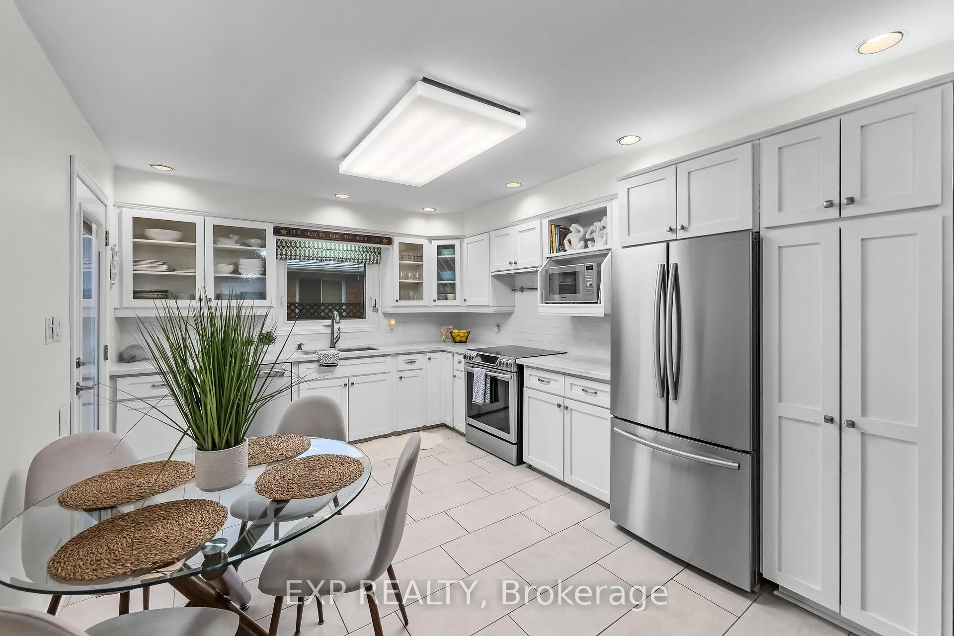 Photo 14 of 7752 Preakness Street, Niagara Falls, Ascot — HOMEH