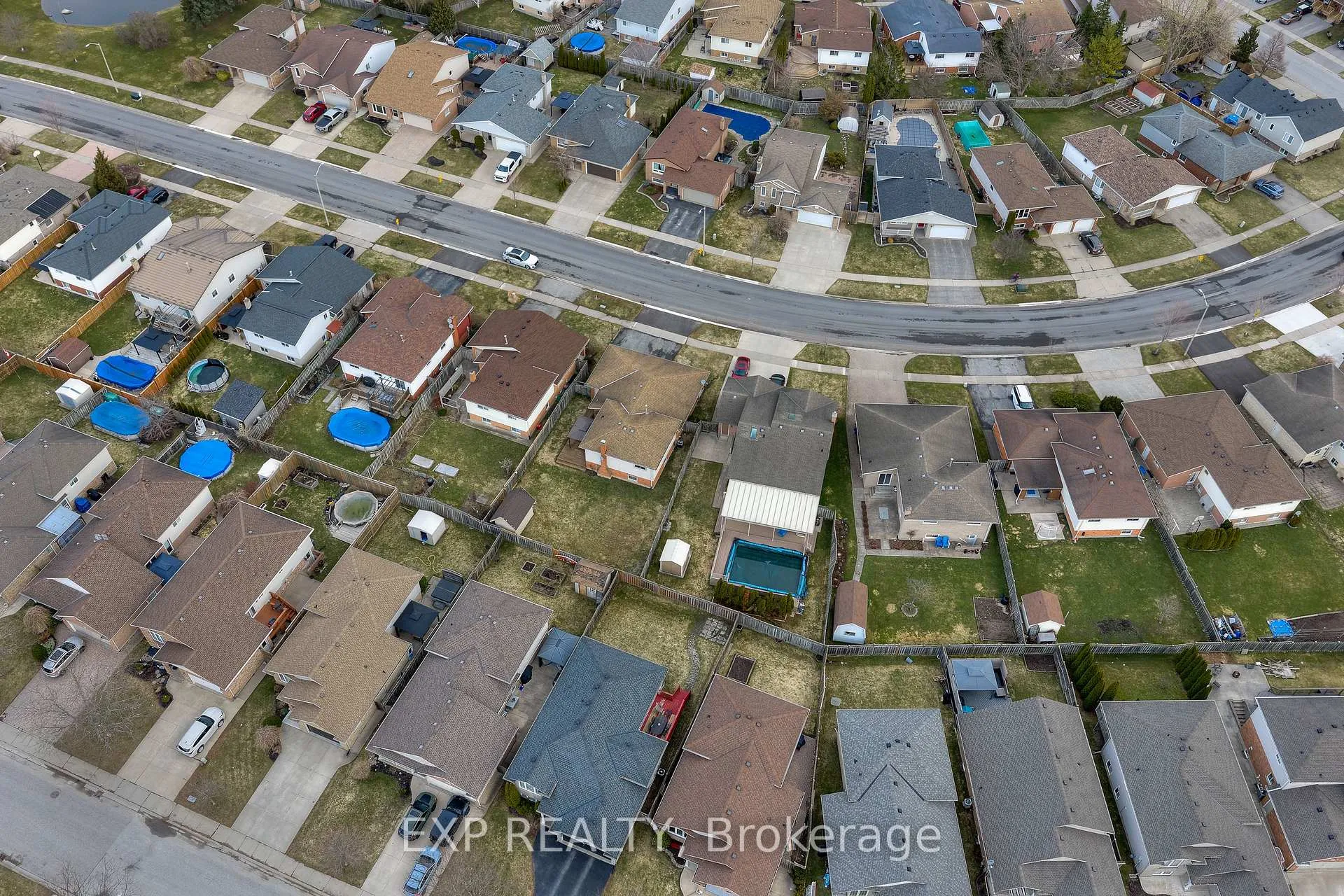 Photo 43 of 7752 Preakness Street, Niagara Falls, Ascot — HOMEH