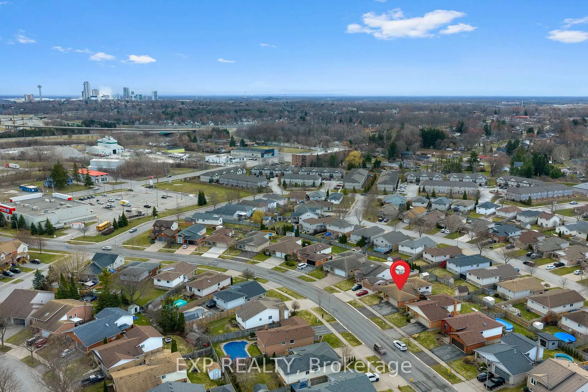 Photo 46 of 7752 Preakness Street, Niagara Falls, Ascot — HOMEH