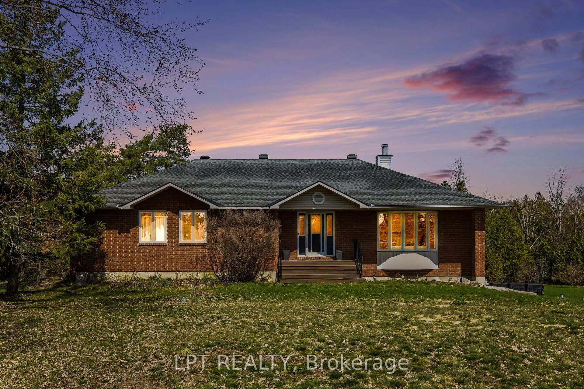Photo 1 of 8297 Nashdale Drive, Ottawa, Osgoode Twp North of Reg Rd 6 — HOMEH