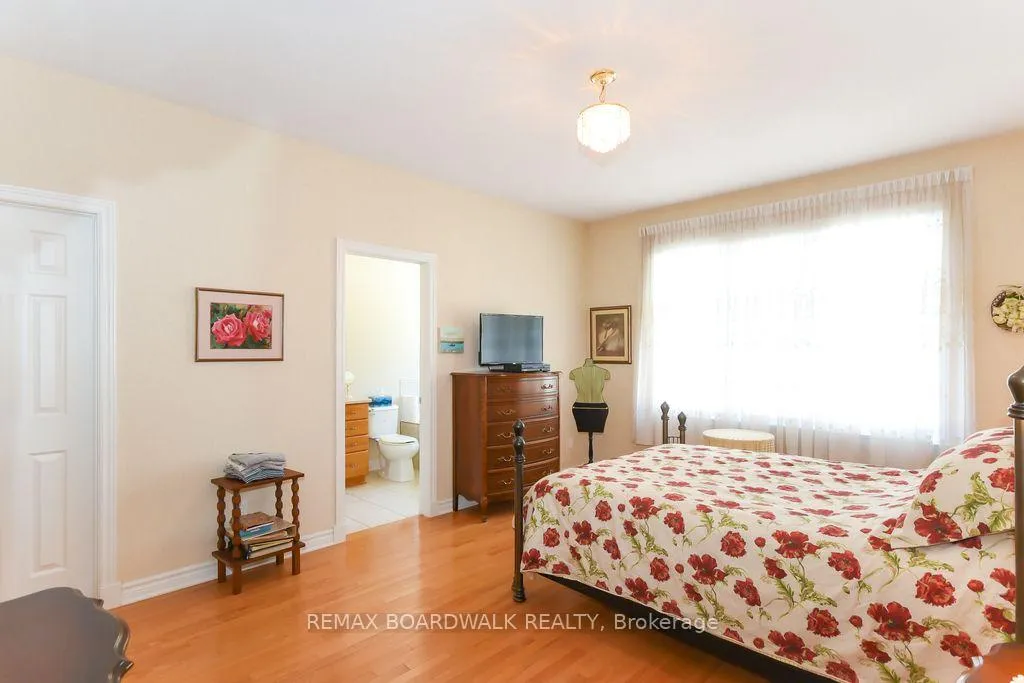 Photo 24 of 1861 Mickelberry Crescent, Ottawa, Notting Hill/Summerside — HOMEH