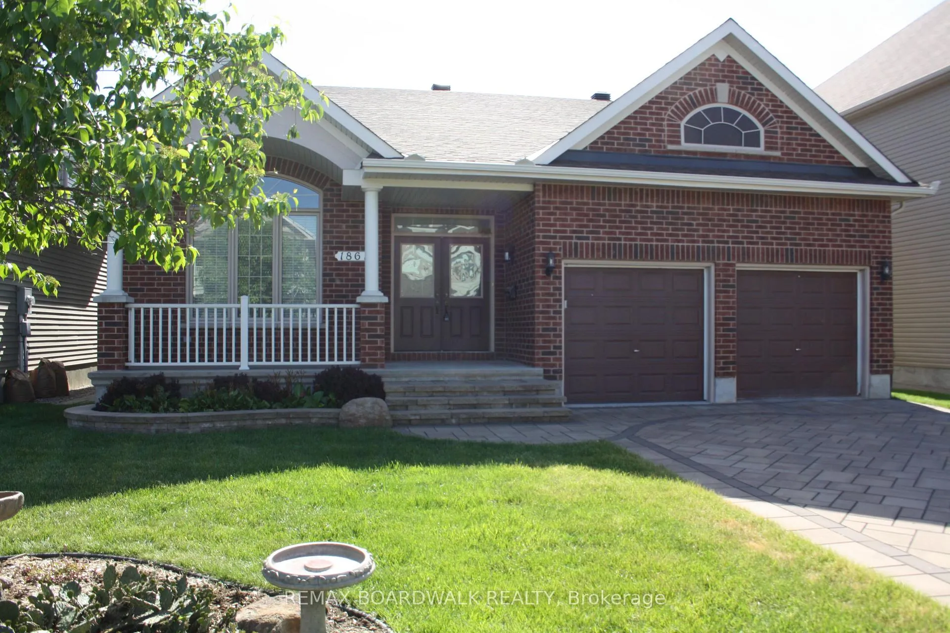 Photo of 1861 Mickelberry Crescent