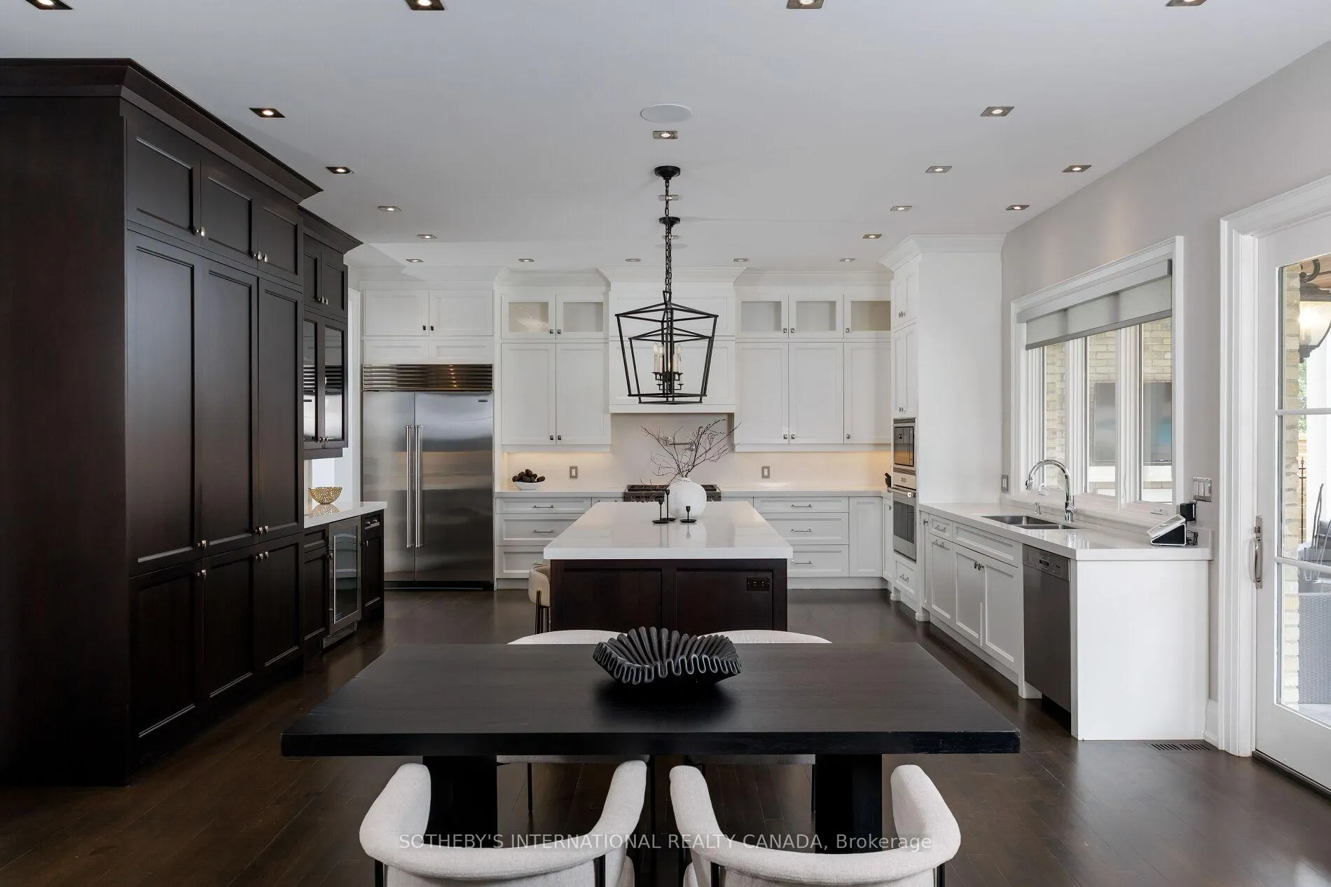 Photo 8 of 122 Wimbleton Road, Etobicoke, Edenbridge-Humber Valley — HOMEH