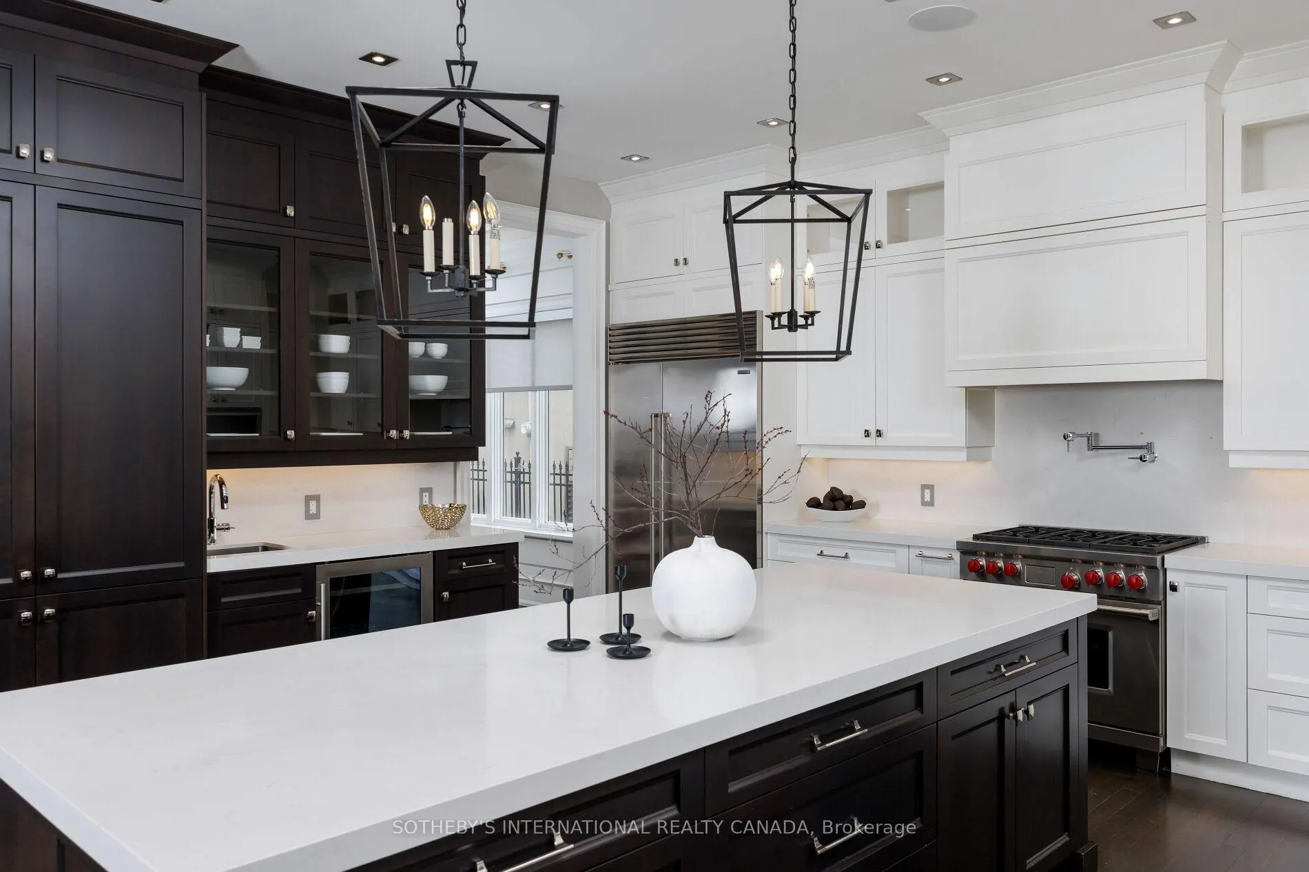 Photo 10 of 122 Wimbleton Road, Etobicoke, Edenbridge-Humber Valley — HOMEH