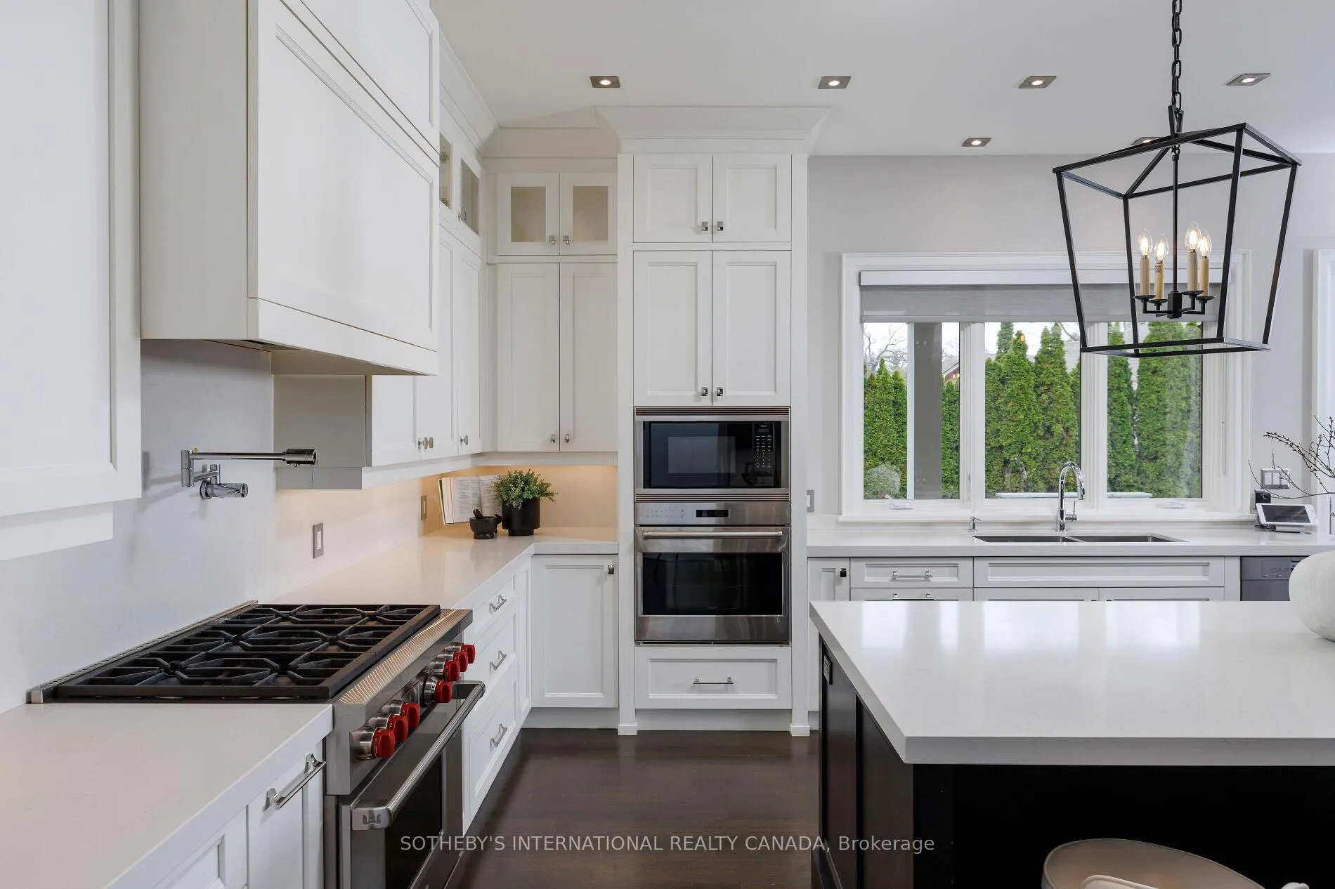 Photo 12 of 122 Wimbleton Road, Etobicoke, Edenbridge-Humber Valley — HOMEH