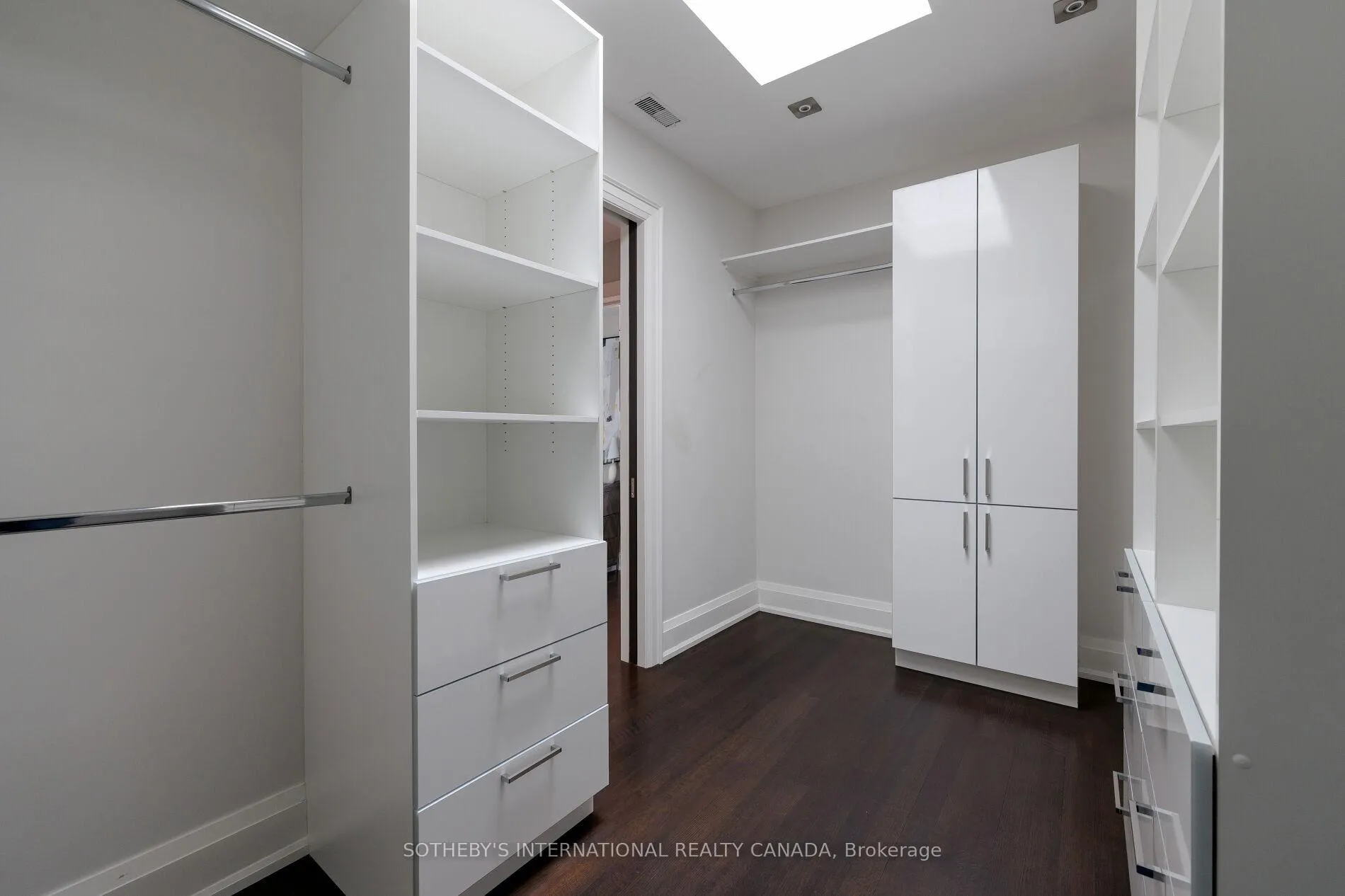 Photo 24 of 122 Wimbleton Road, Etobicoke, Edenbridge-Humber Valley — HOMEH