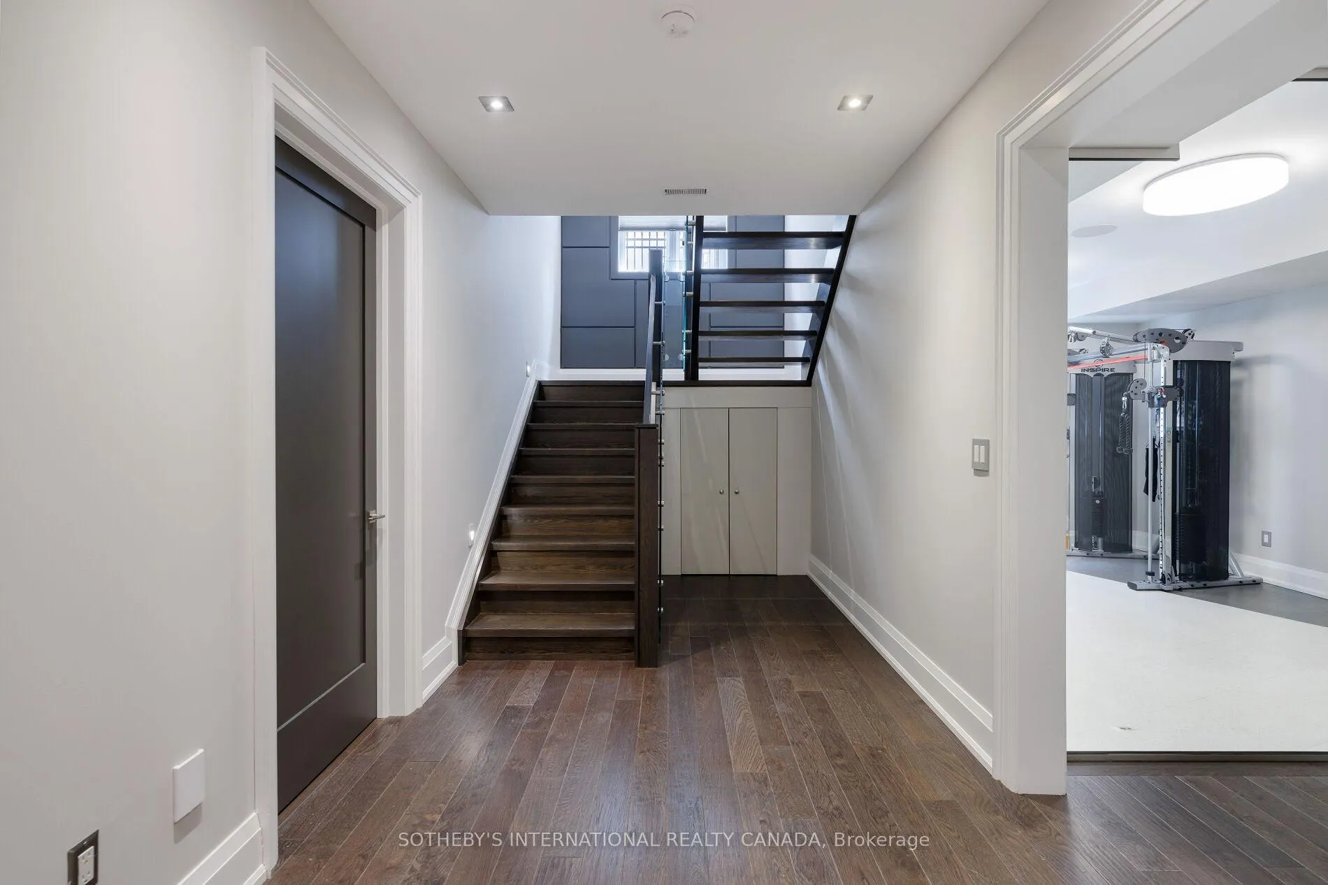 Photo 35 of 122 Wimbleton Road, Etobicoke, Edenbridge-Humber Valley — HOMEH