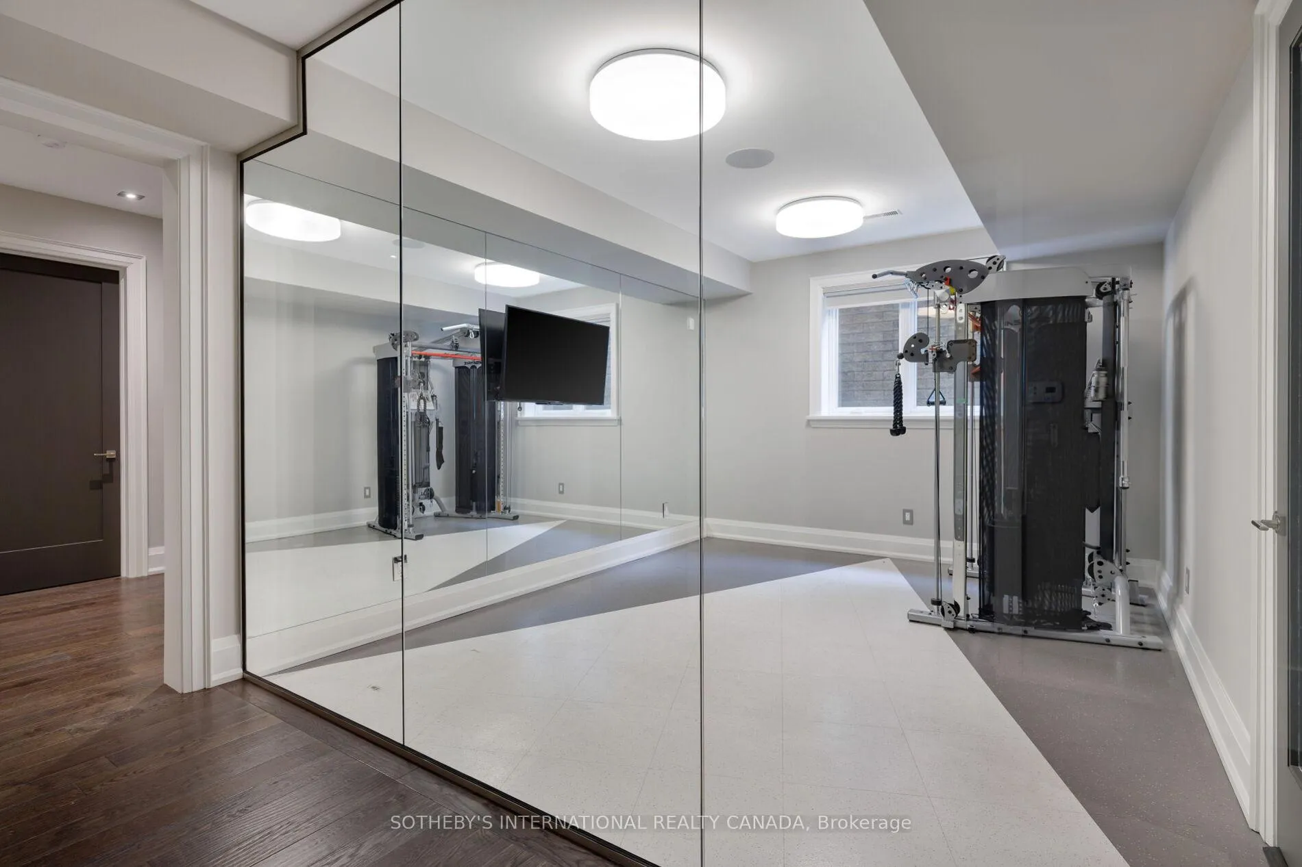 Photo 43 of 122 Wimbleton Road, Etobicoke, Edenbridge-Humber Valley — HOMEH