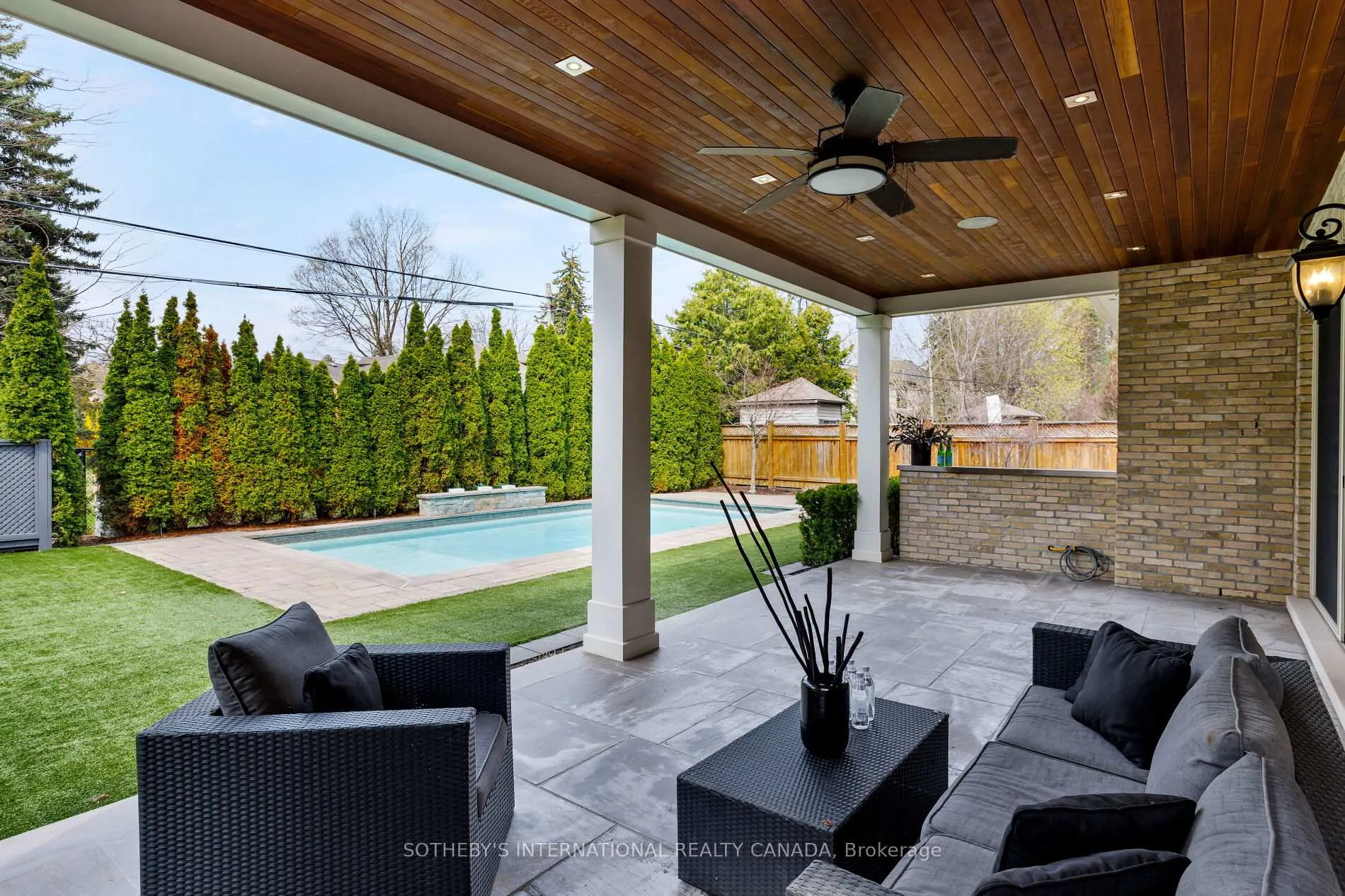 Photo 46 of 122 Wimbleton Road, Etobicoke, Edenbridge-Humber Valley — HOMEH
