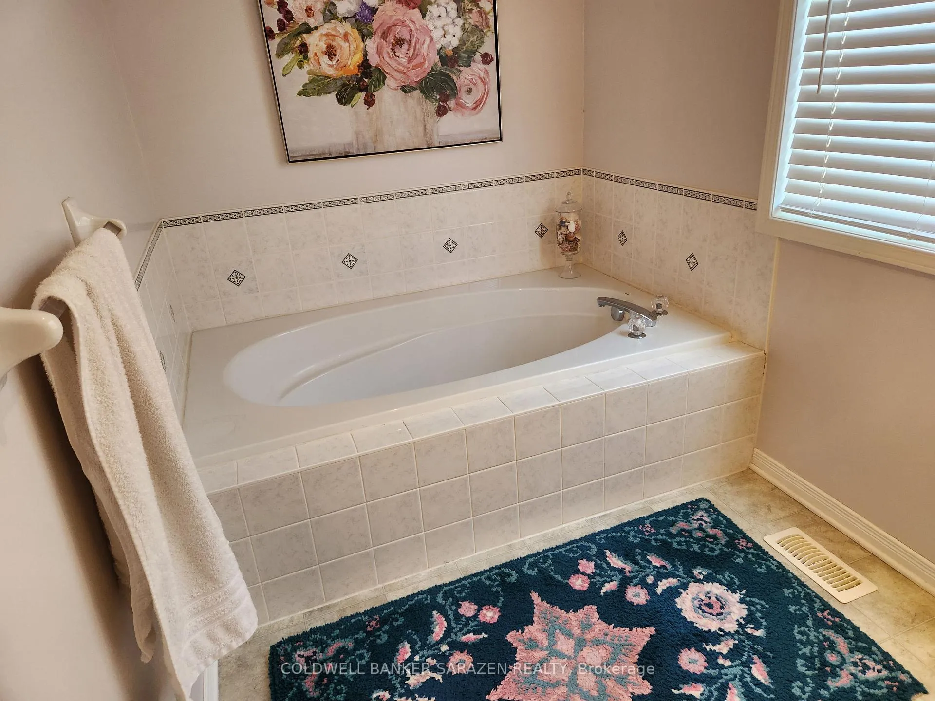 Photo 14 of 105 Mclachlin Street S, Arnprior — HOMEH