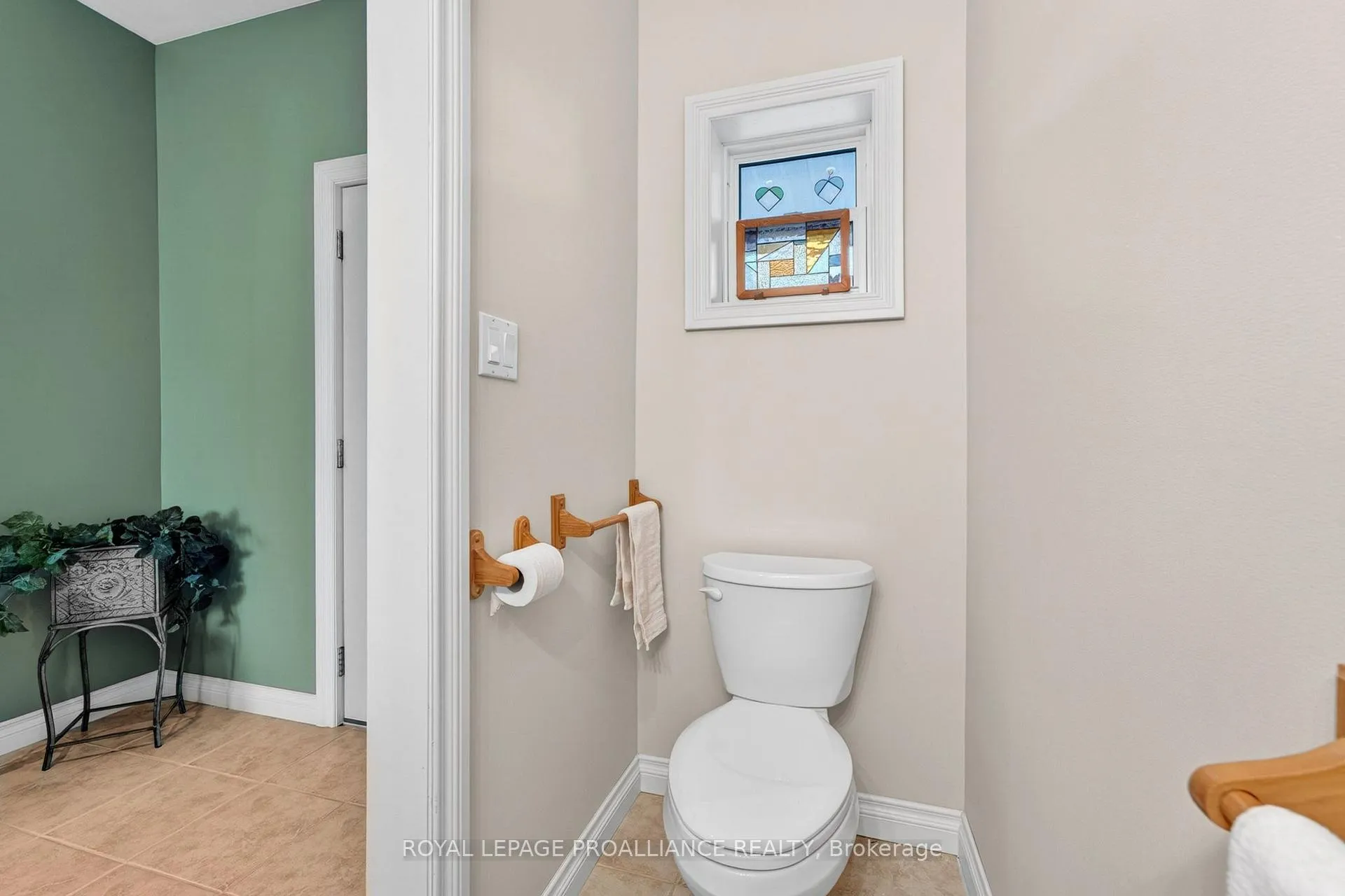 Photo 17 of 75 Homan Road, Belleville, Thurlow Ward — HOMEH