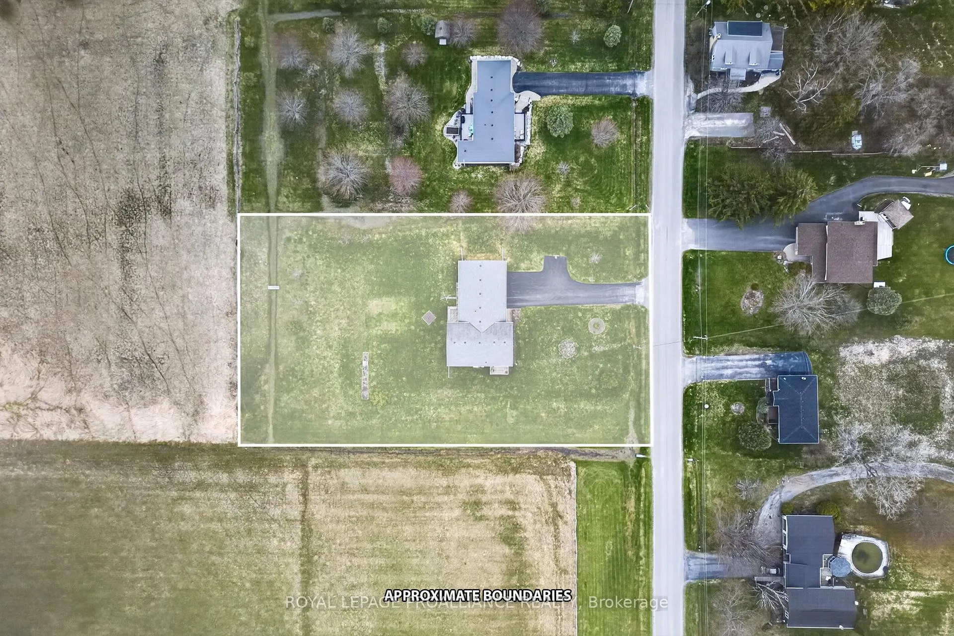 Photo 44 of 75 Homan Road, Belleville, Thurlow Ward — HOMEH