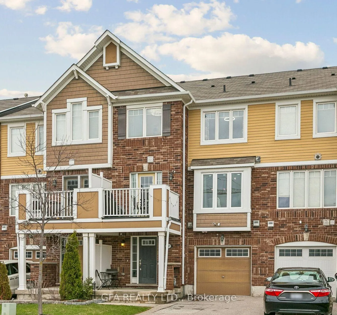 Photo 1 of 937 Nadalin Heights, Milton, Willmott — HOMEH