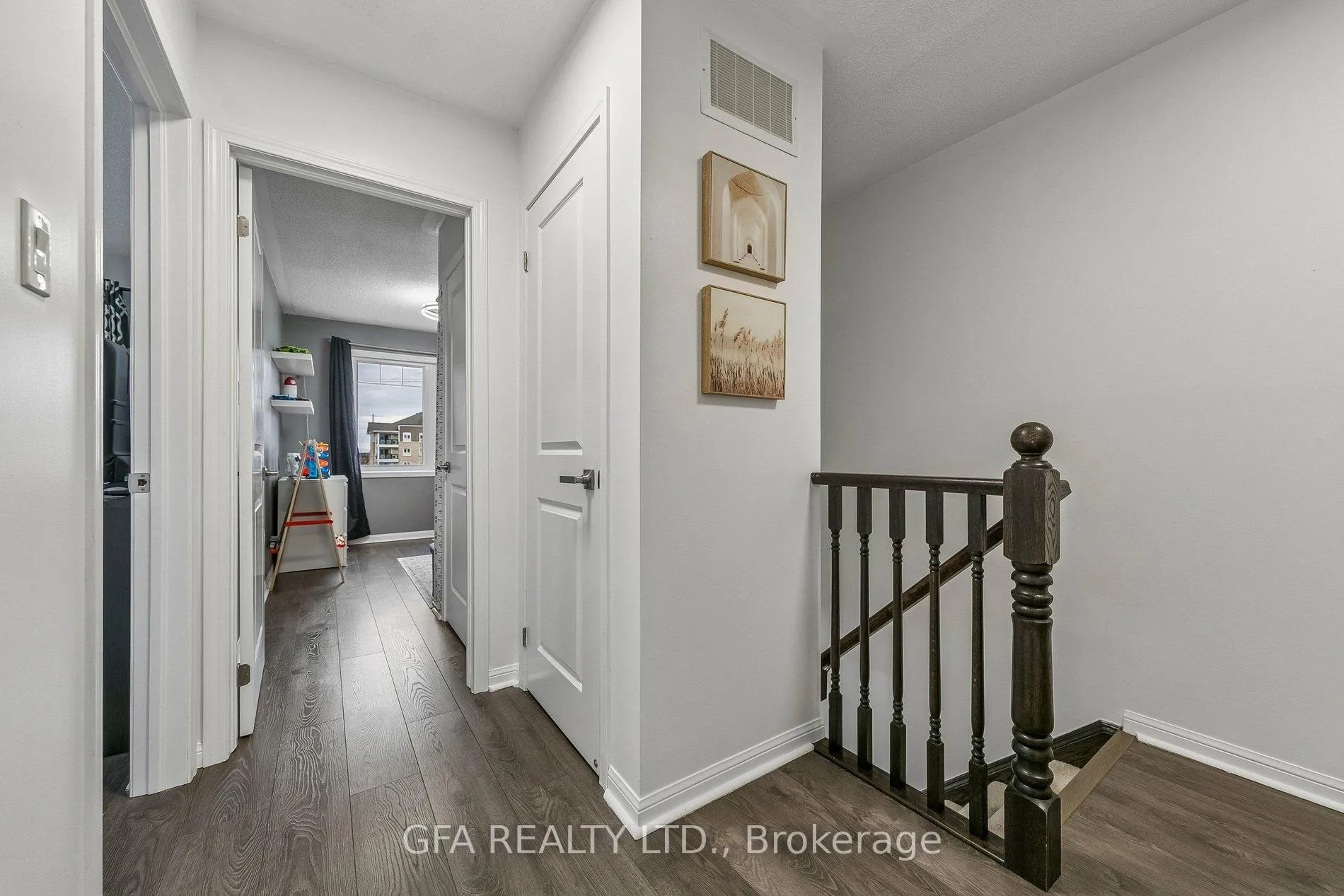 Photo 22 of 937 Nadalin Heights, Milton, Willmott — HOMEH